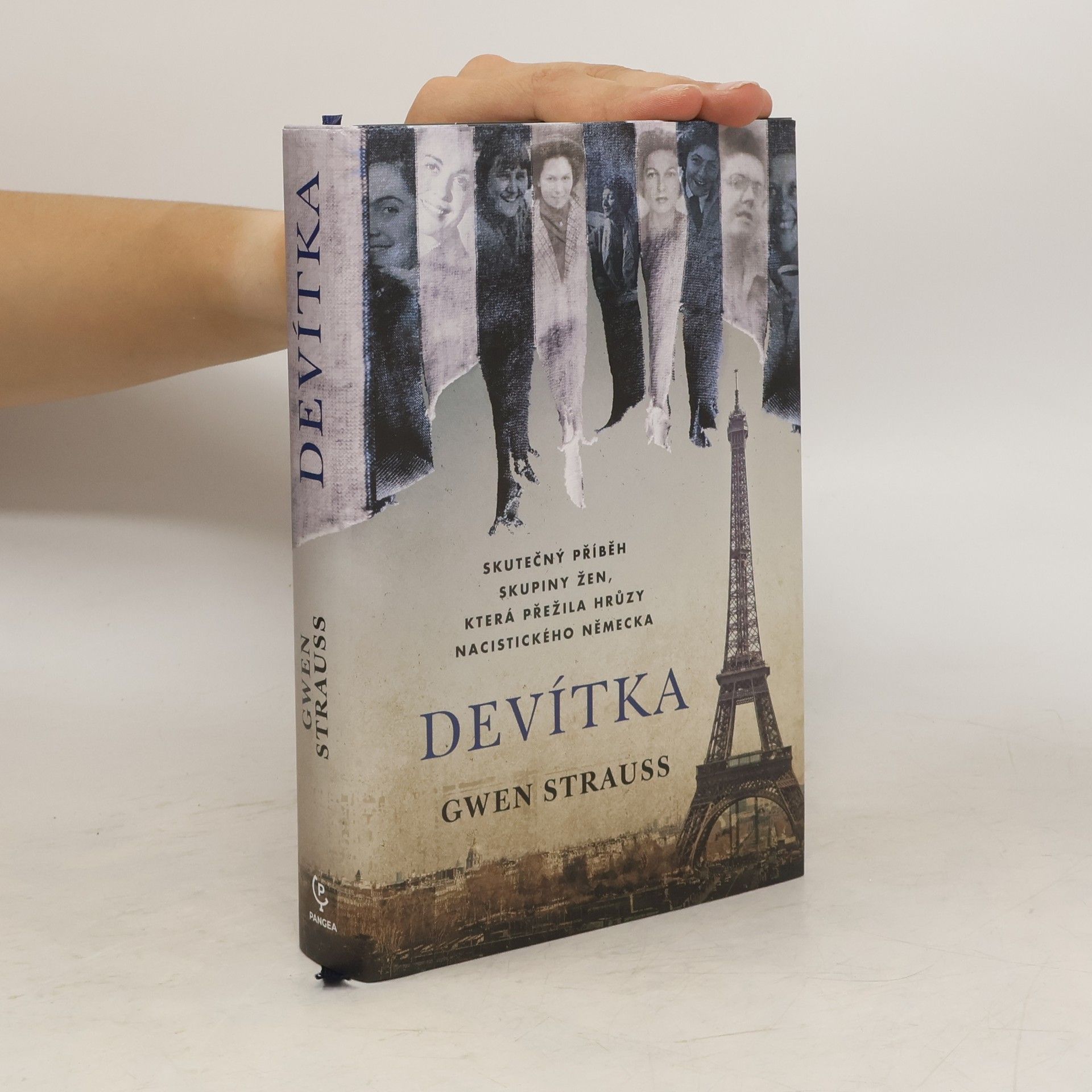 Gwen Strauss Devítka