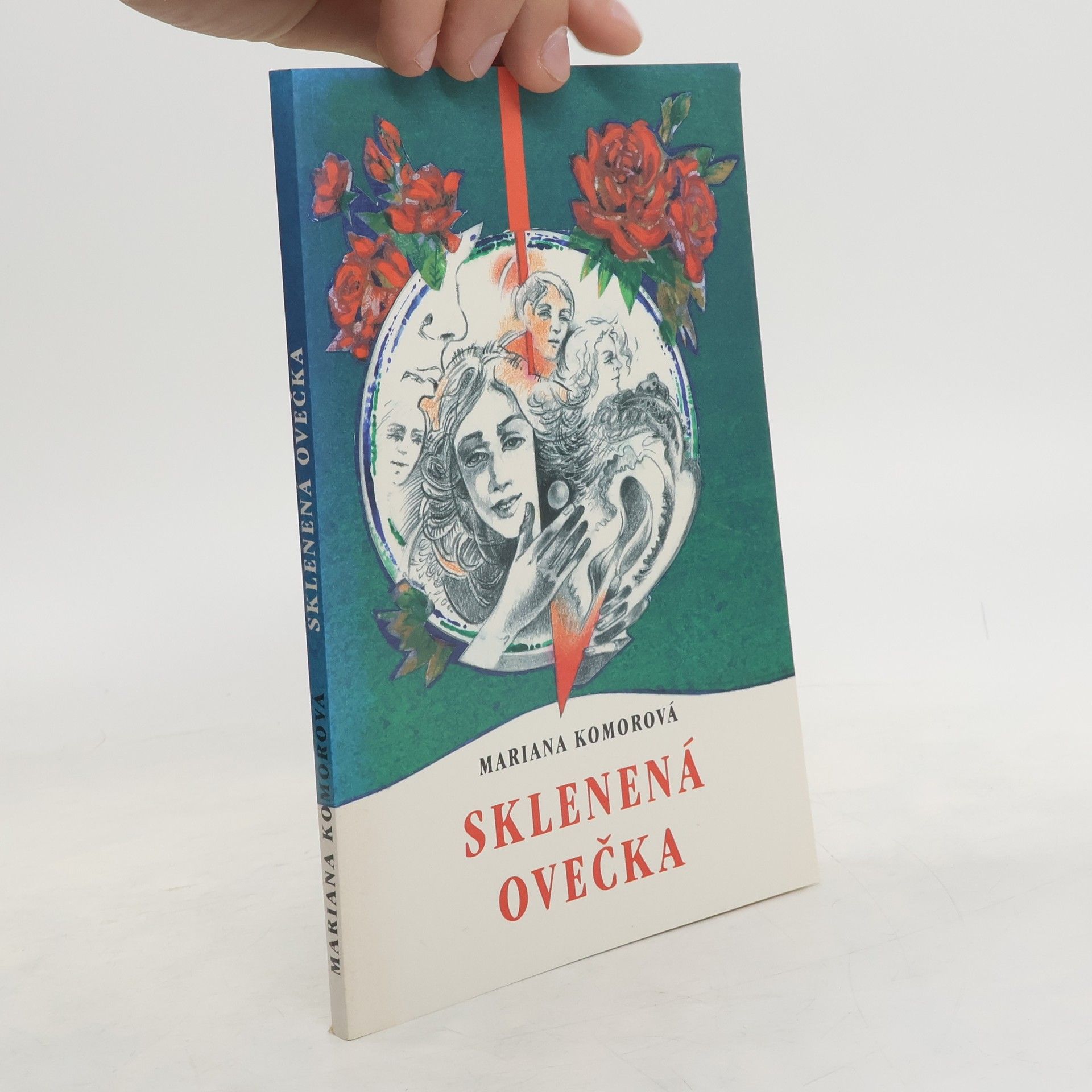 Mariana Komorová Sklenená ovečka