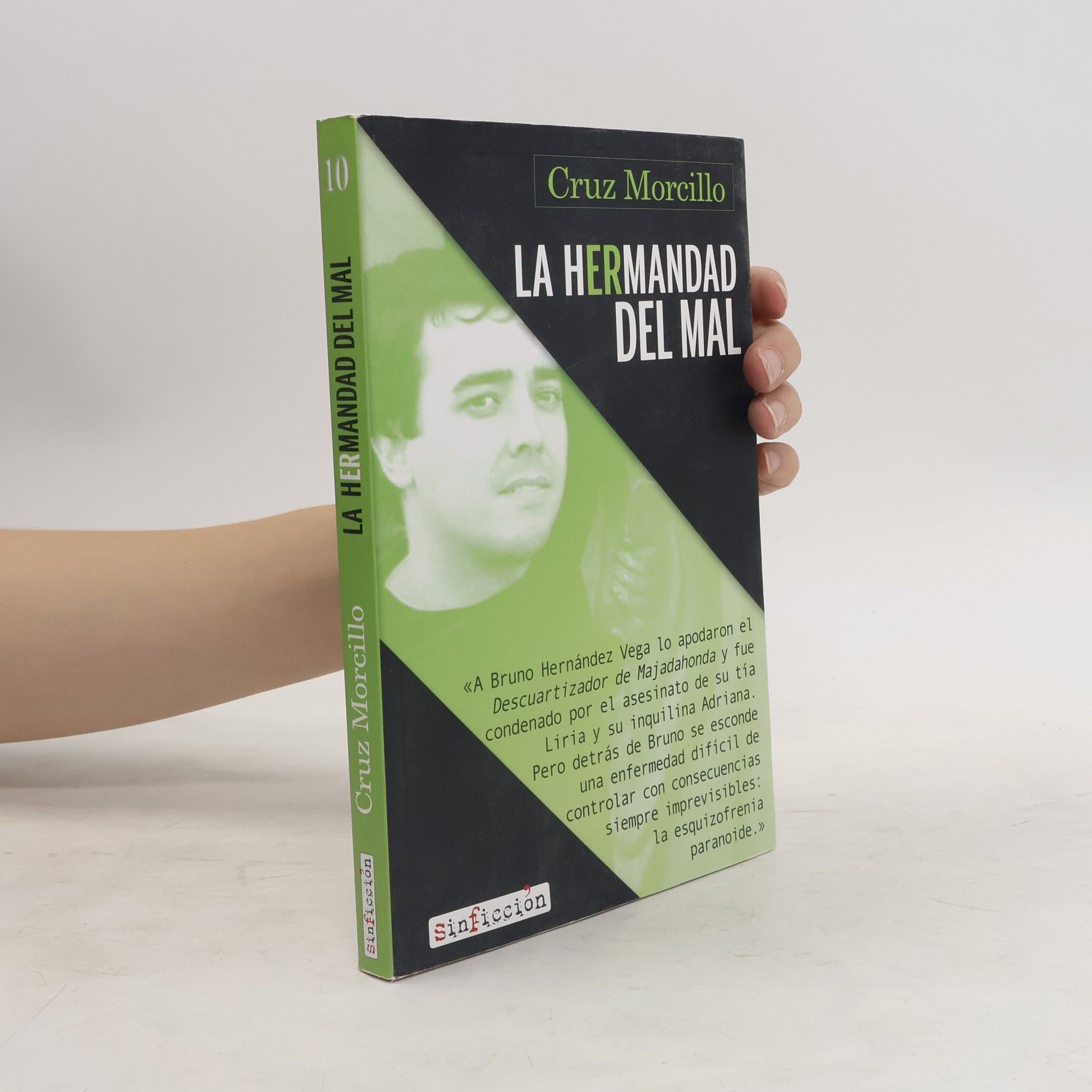 Cruz Morcillo La hermandad del mal