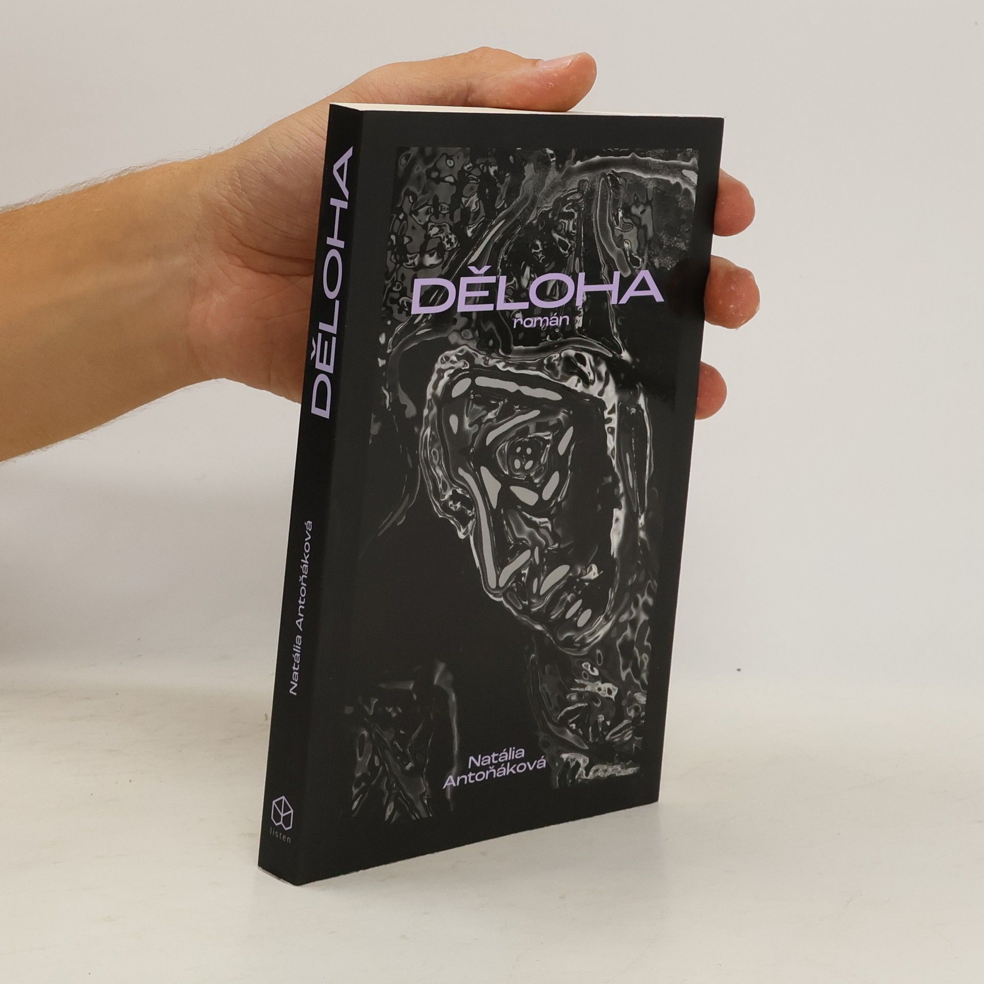 Natália Antoňáková Děloha