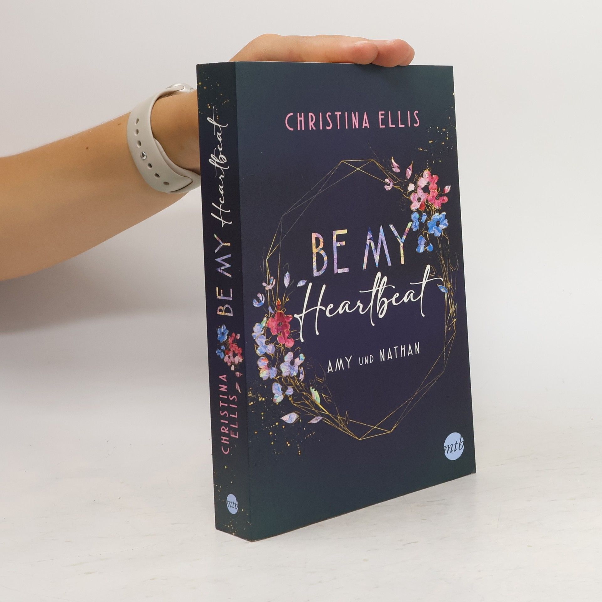 Christina Ellis Be my Heartbeat