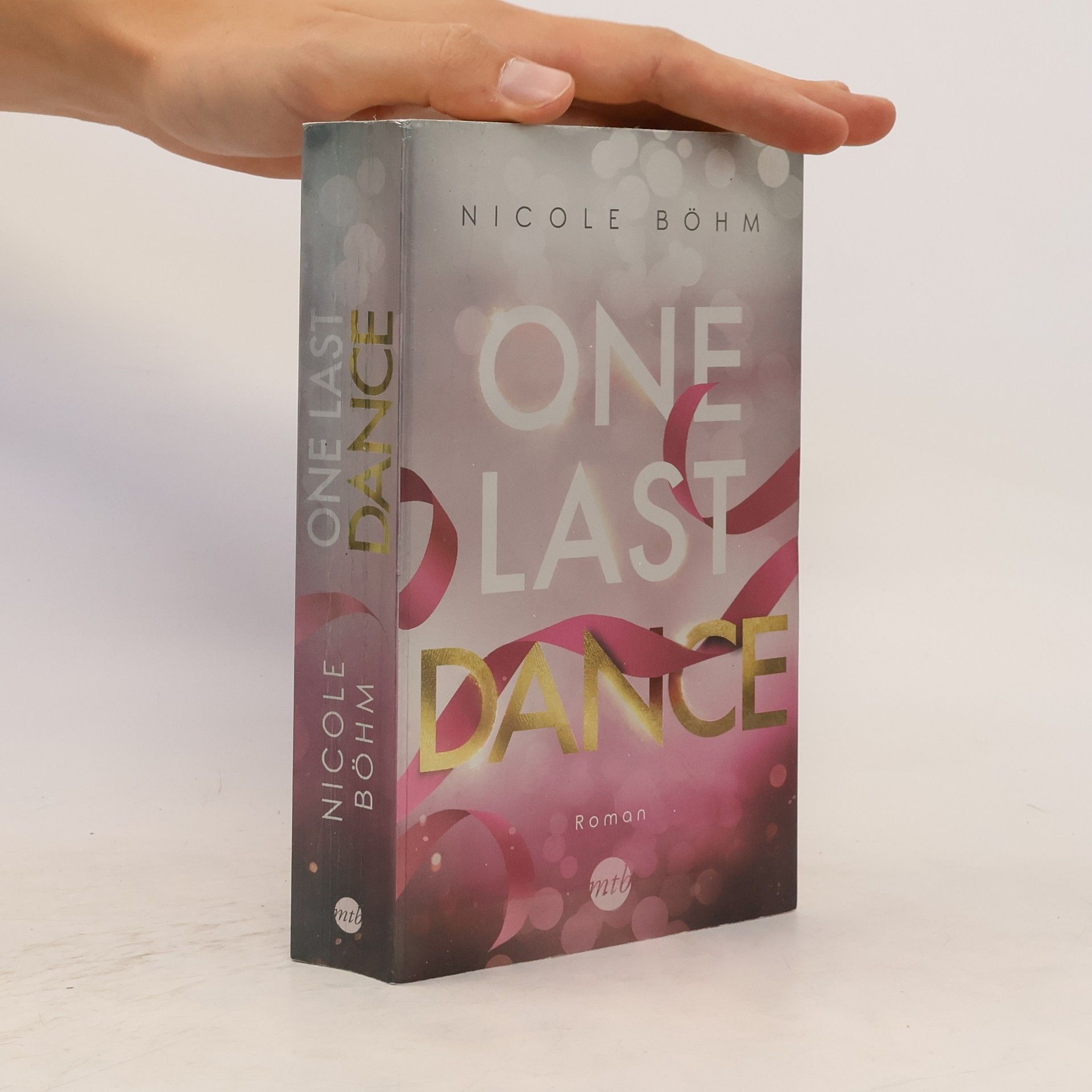 Nicole Böhm One Last Dance