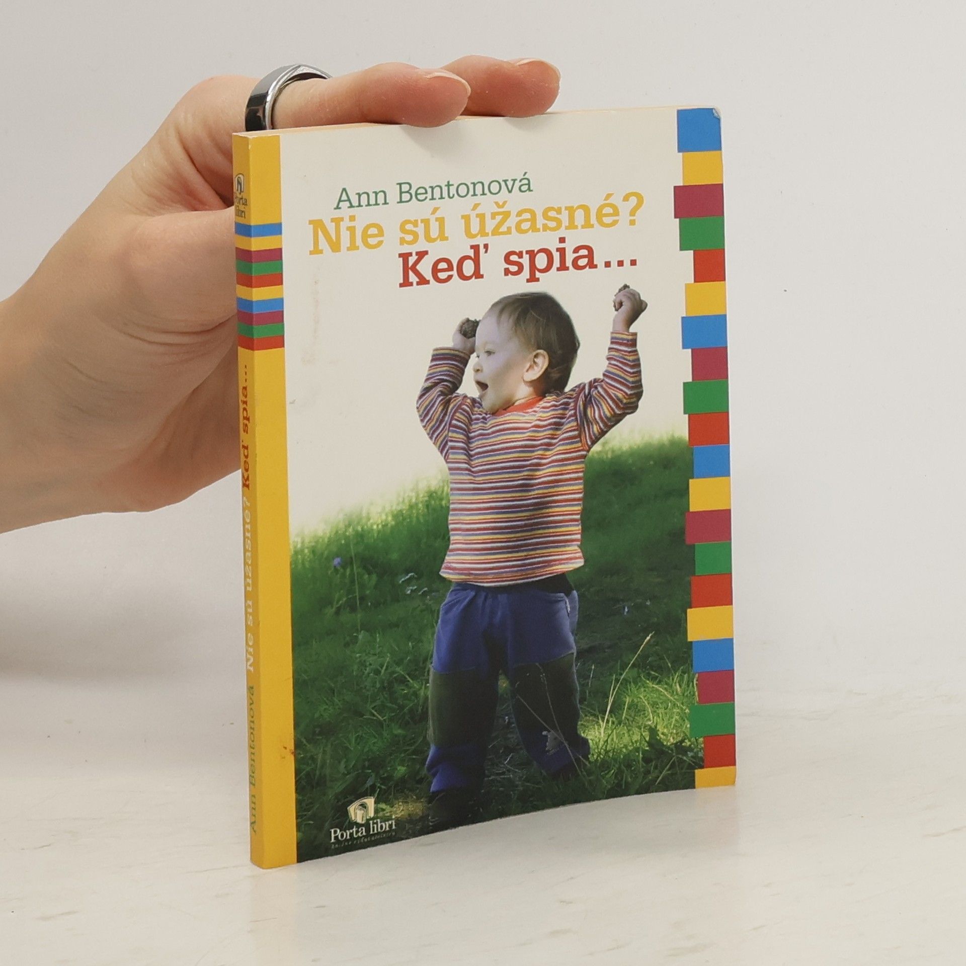 Ann Benton Nie sú úžasné? Keď spia...