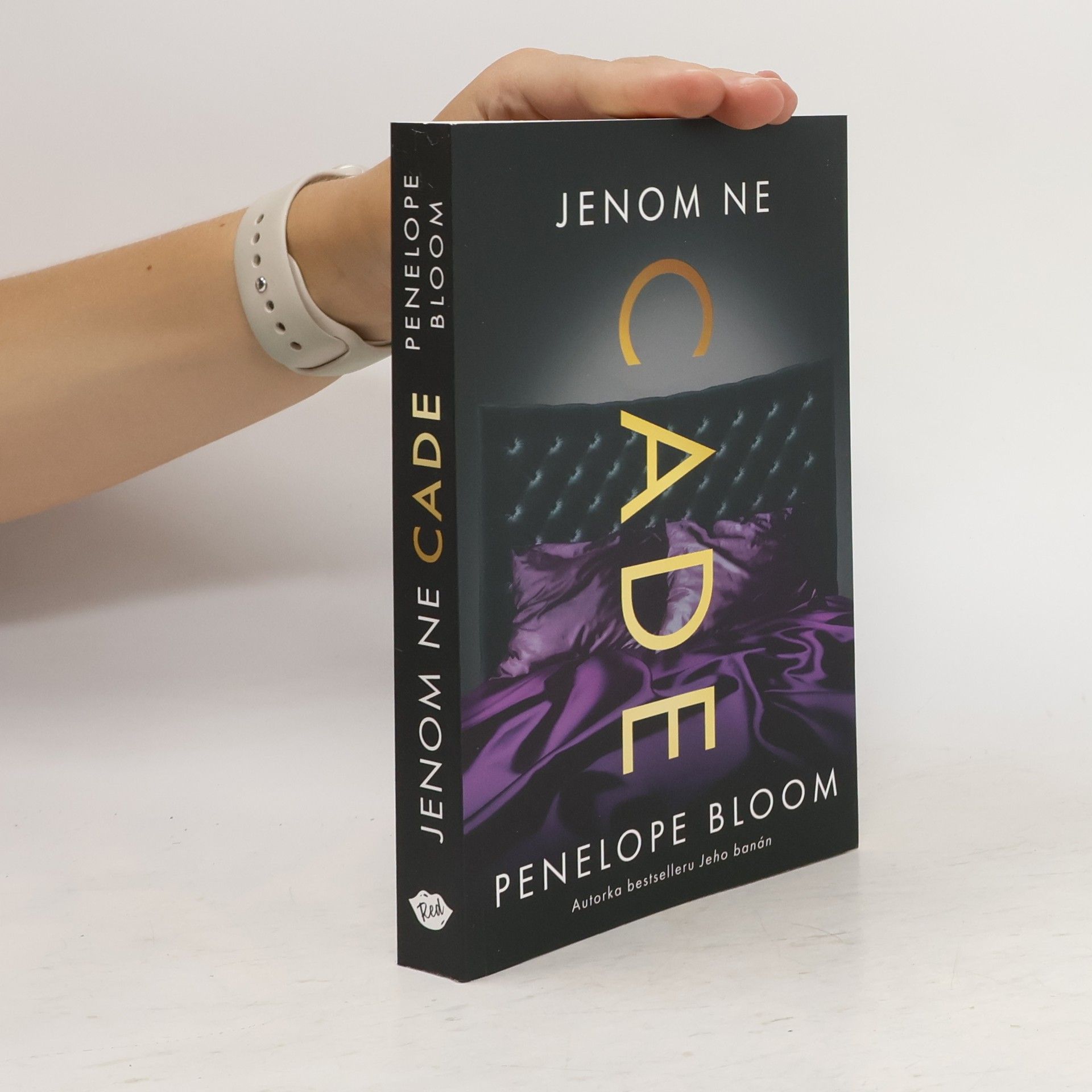 Penelope Bloom Jenom ne Cade