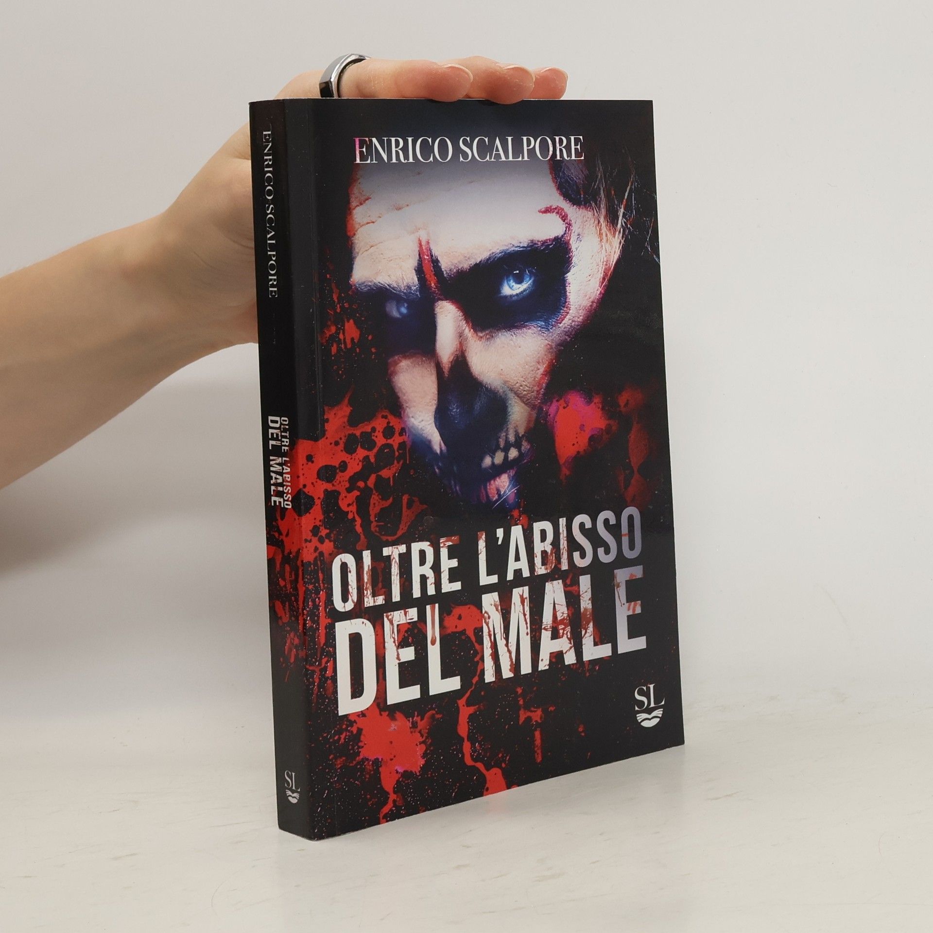 Enrico Scalpore Oltre l'abisso del male