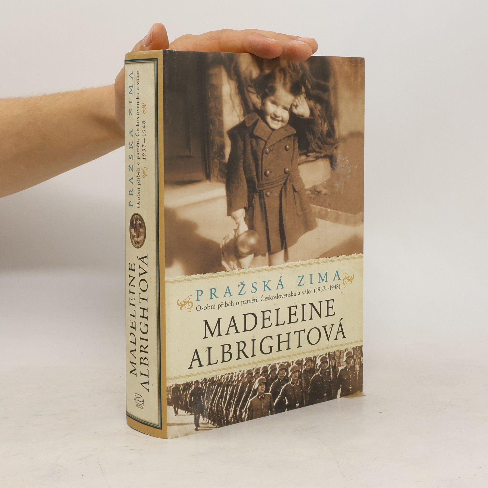 Madeleine Albright Pražská zima