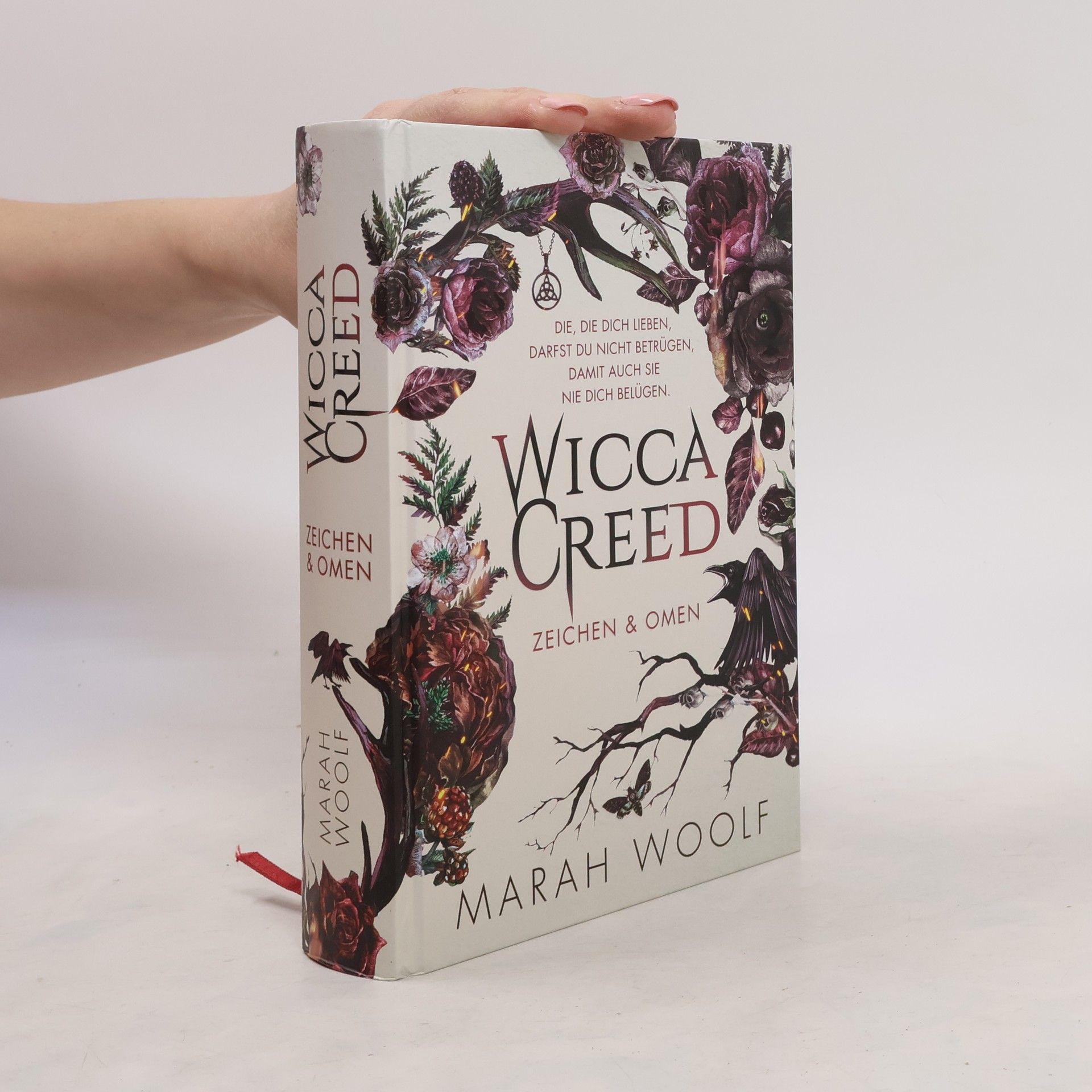 Marah Woolf WiccaCreed. Zeichen & Omen