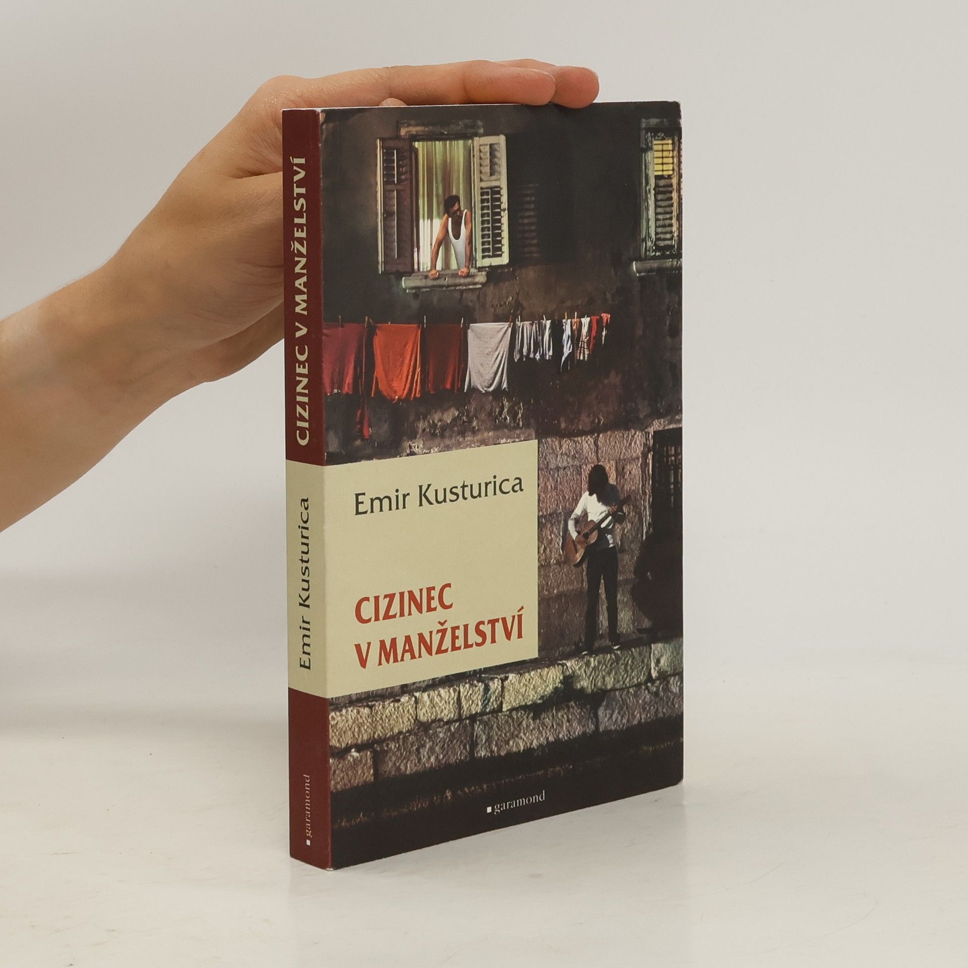 Cizinec v manželství