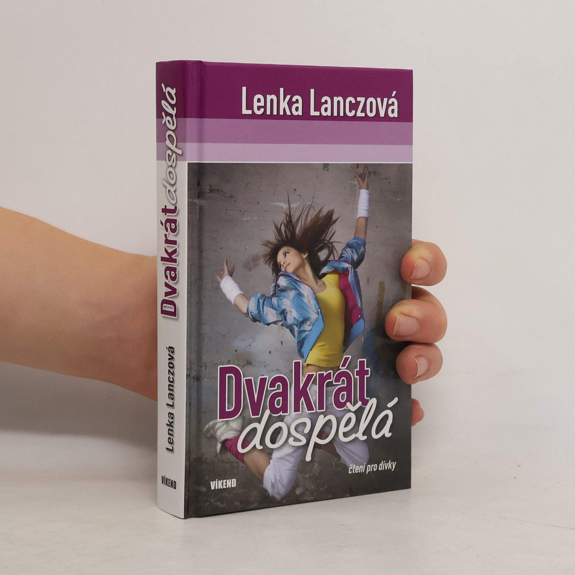 Lenka Lanczová Dvakrát dospělá