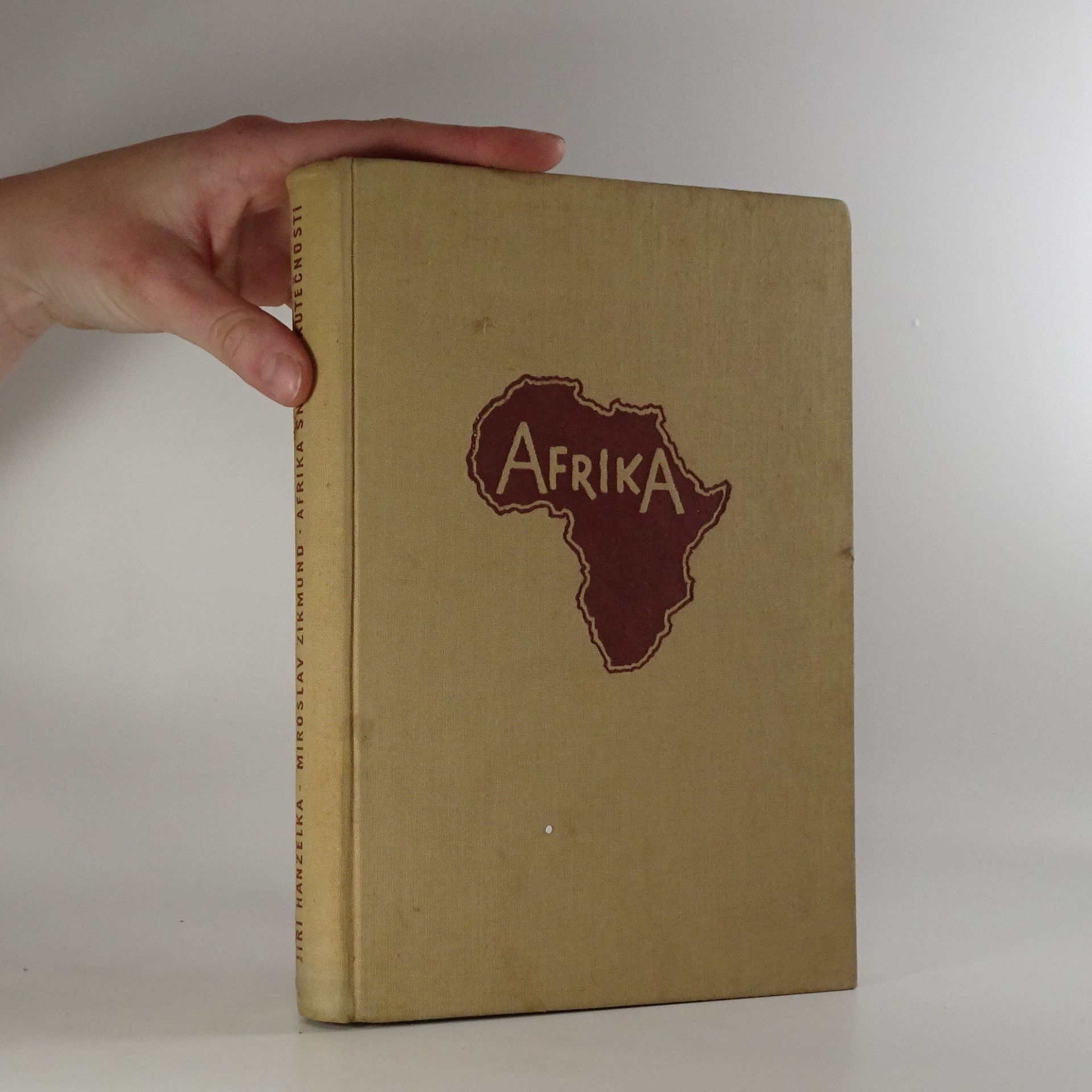 Jiří Hanzelka Afrika snů a skutečnosti