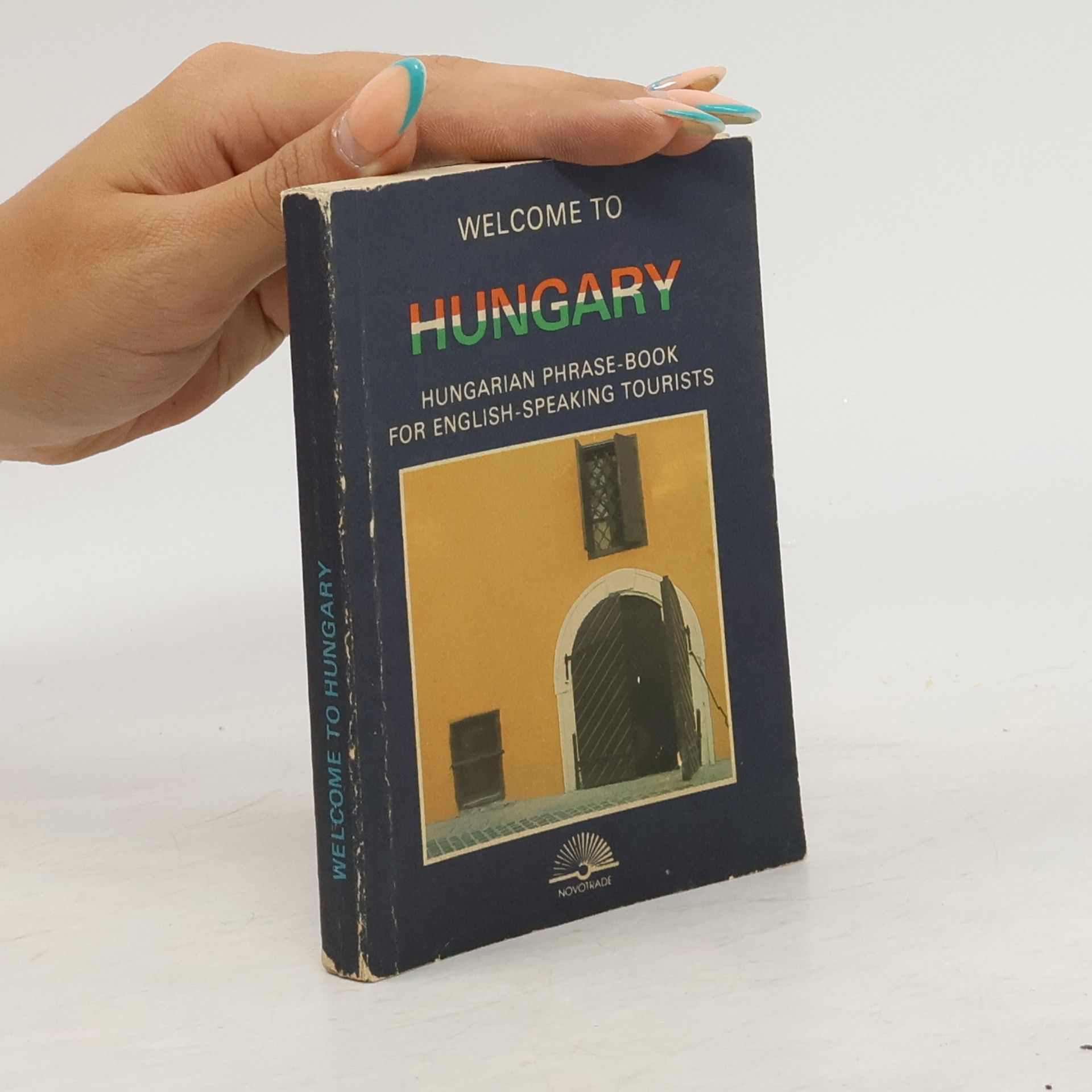 AA.VV. Welcome to Hungary