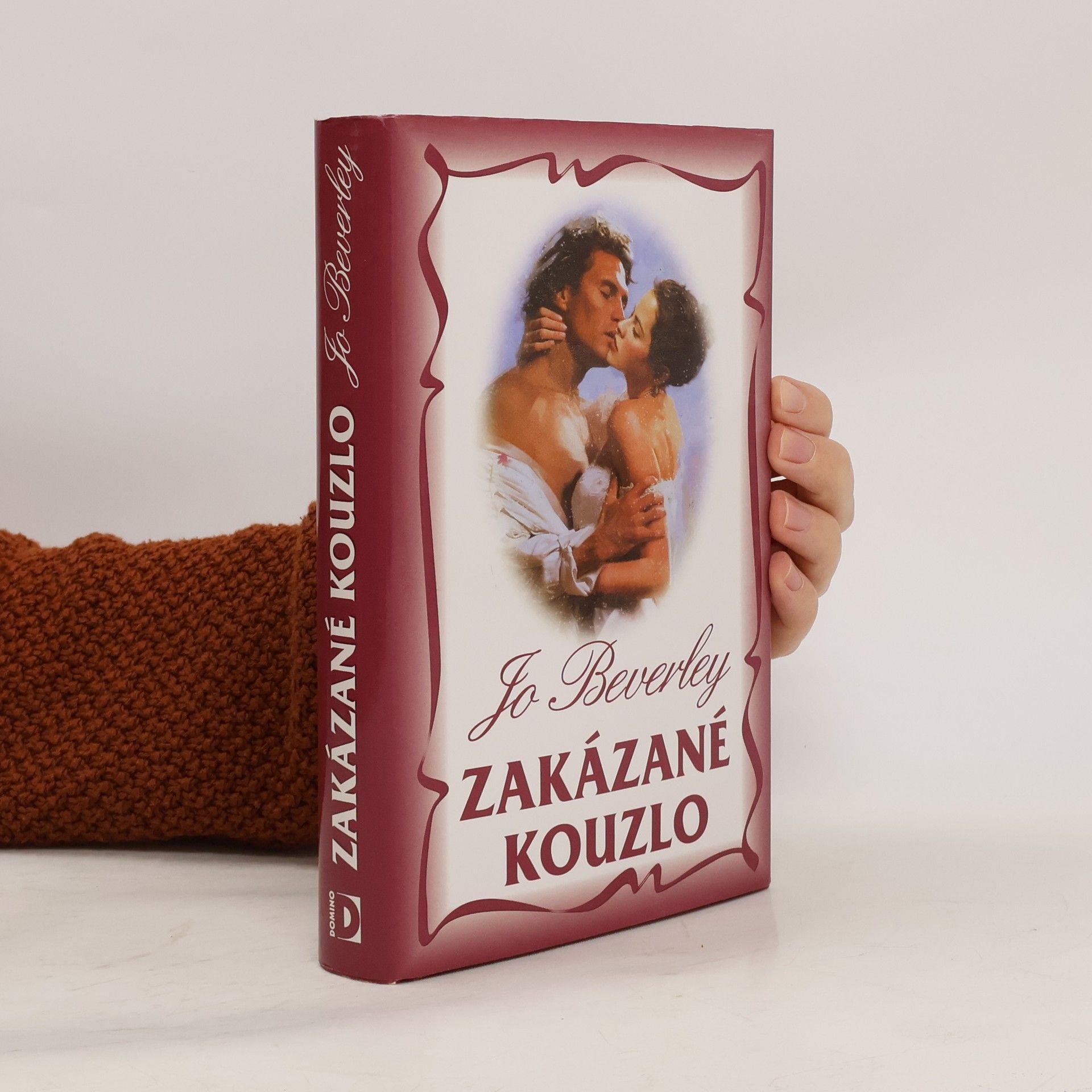 Jo Beverley Zakázané kouzlo