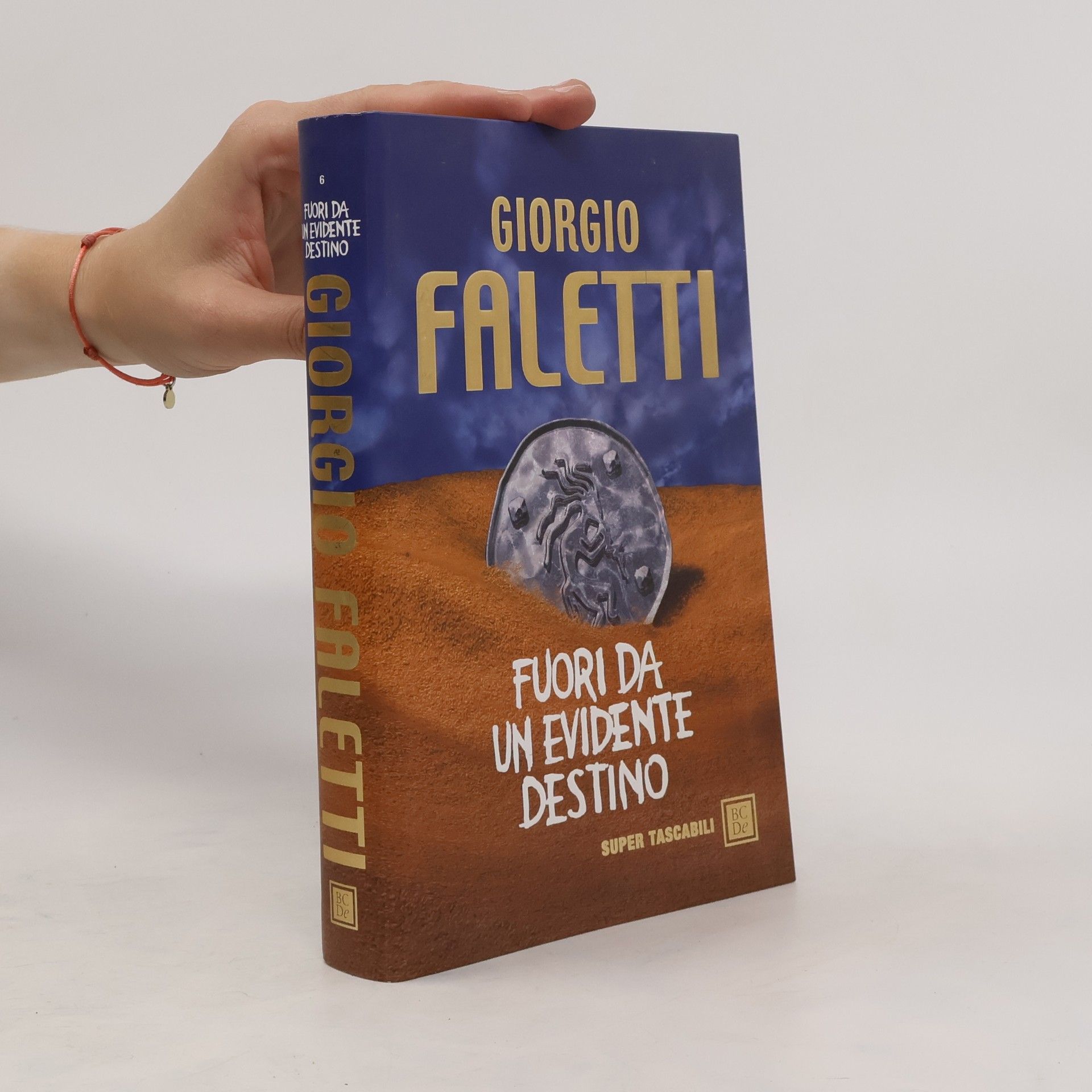 Fuori da un evidente destino