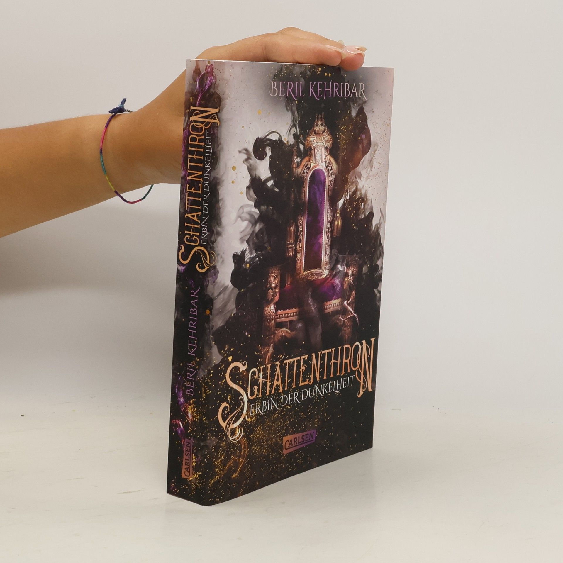 Schattenthron 1: Erbin der Dunkelheit