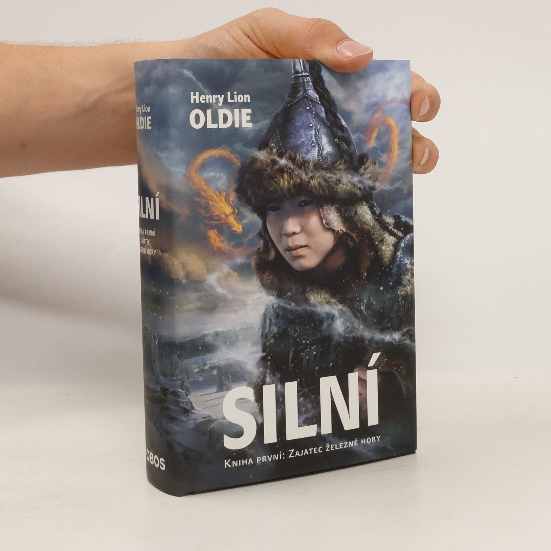 Genrì Lajon Oldì Zajatec železné hory. Silní. 1. díl