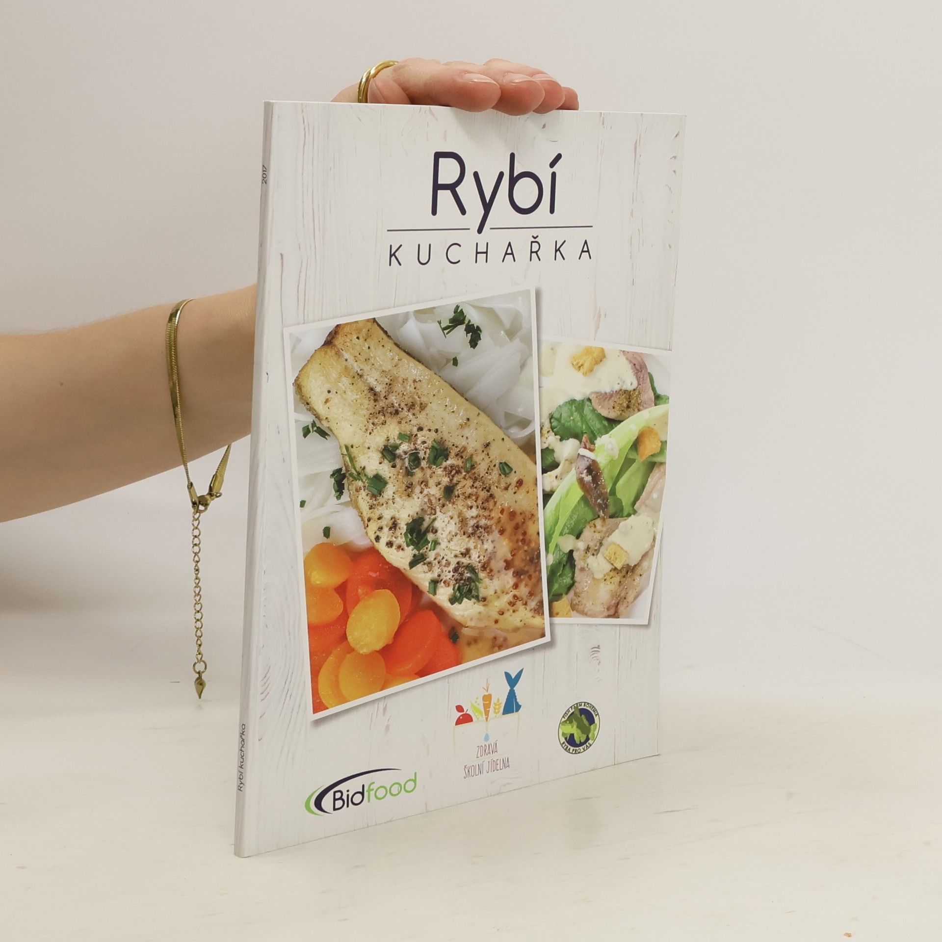 Collectif d'auteurs Rybí kuchařka