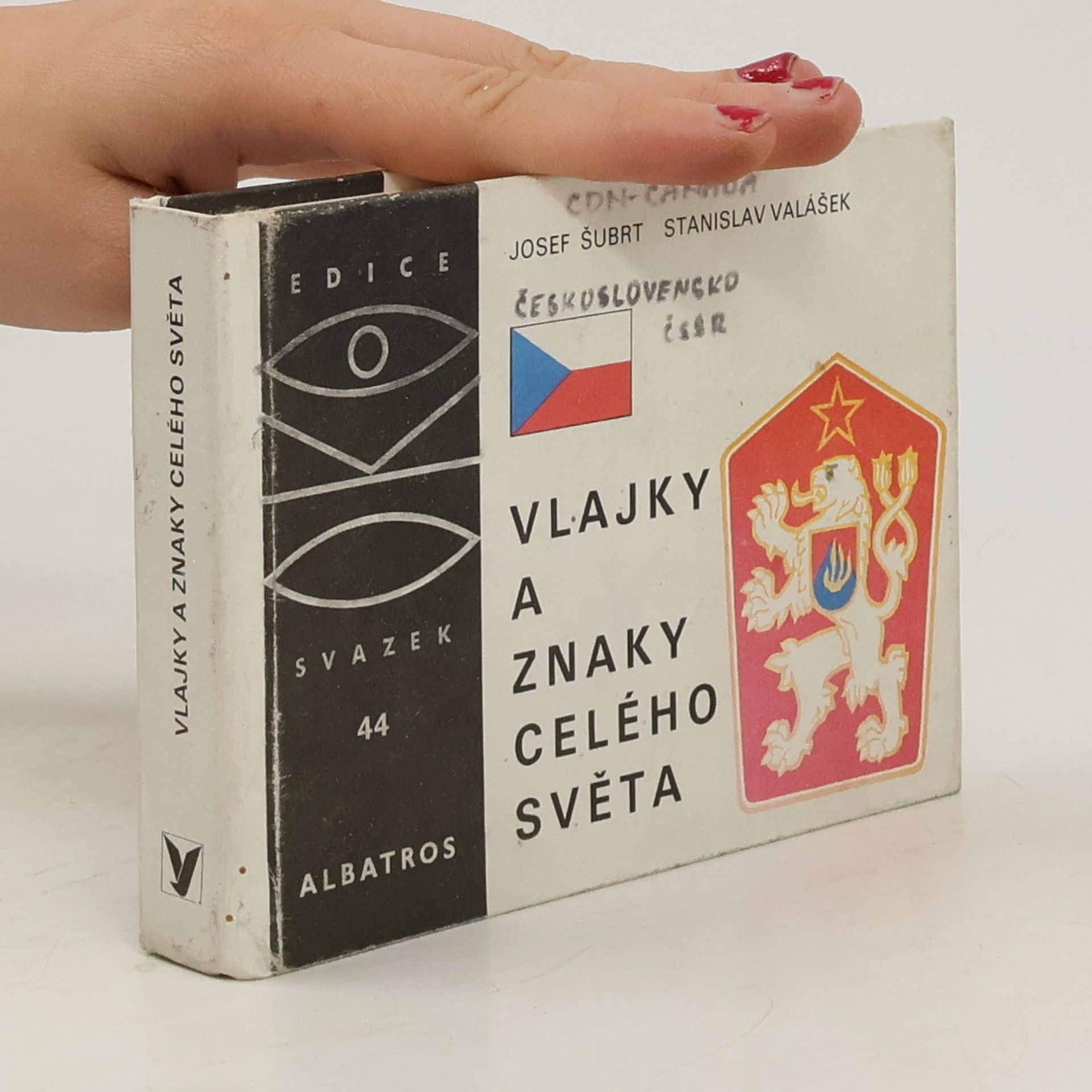 Vlajky a znaky celého světa