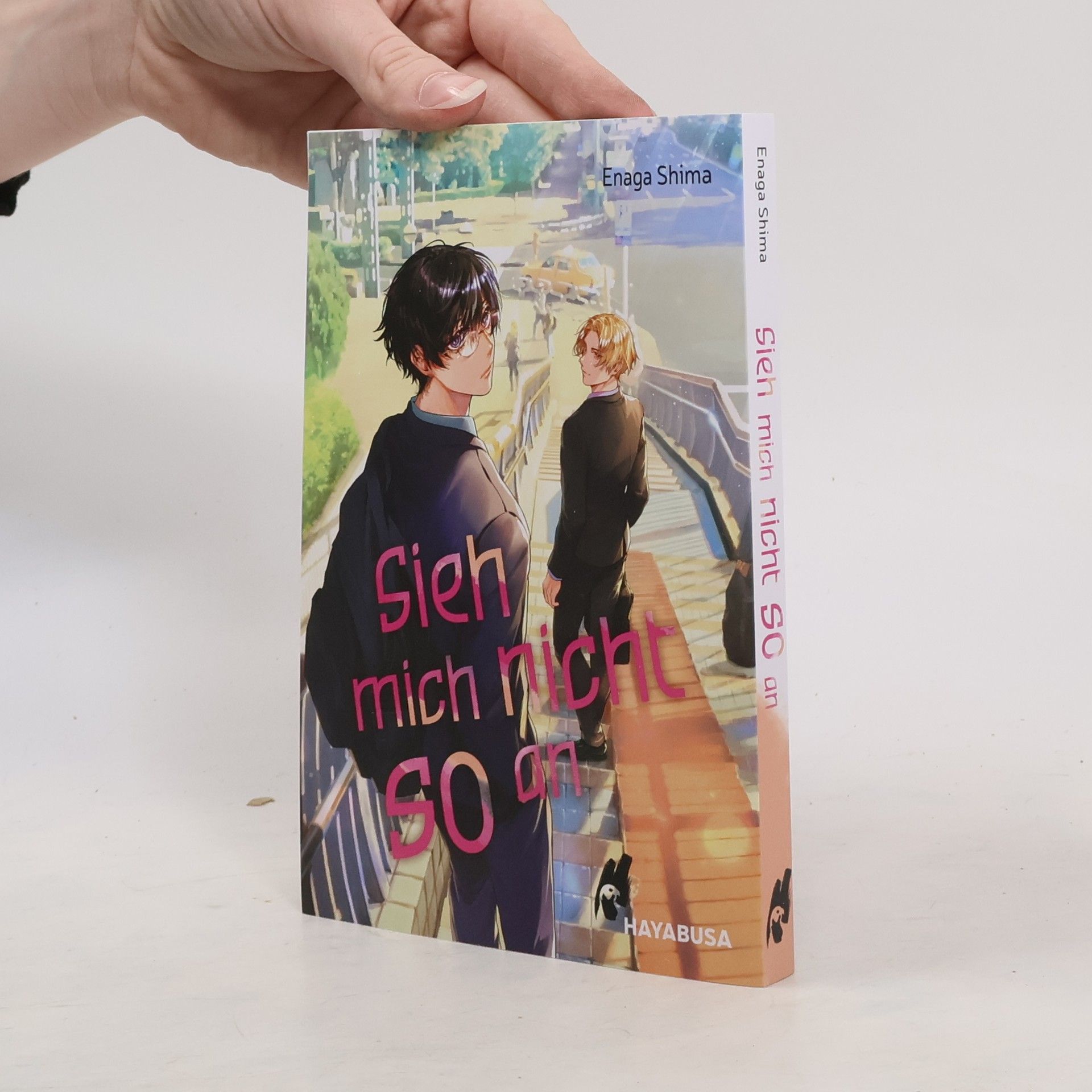 Enaga Shima Sieh mich nicht so an
