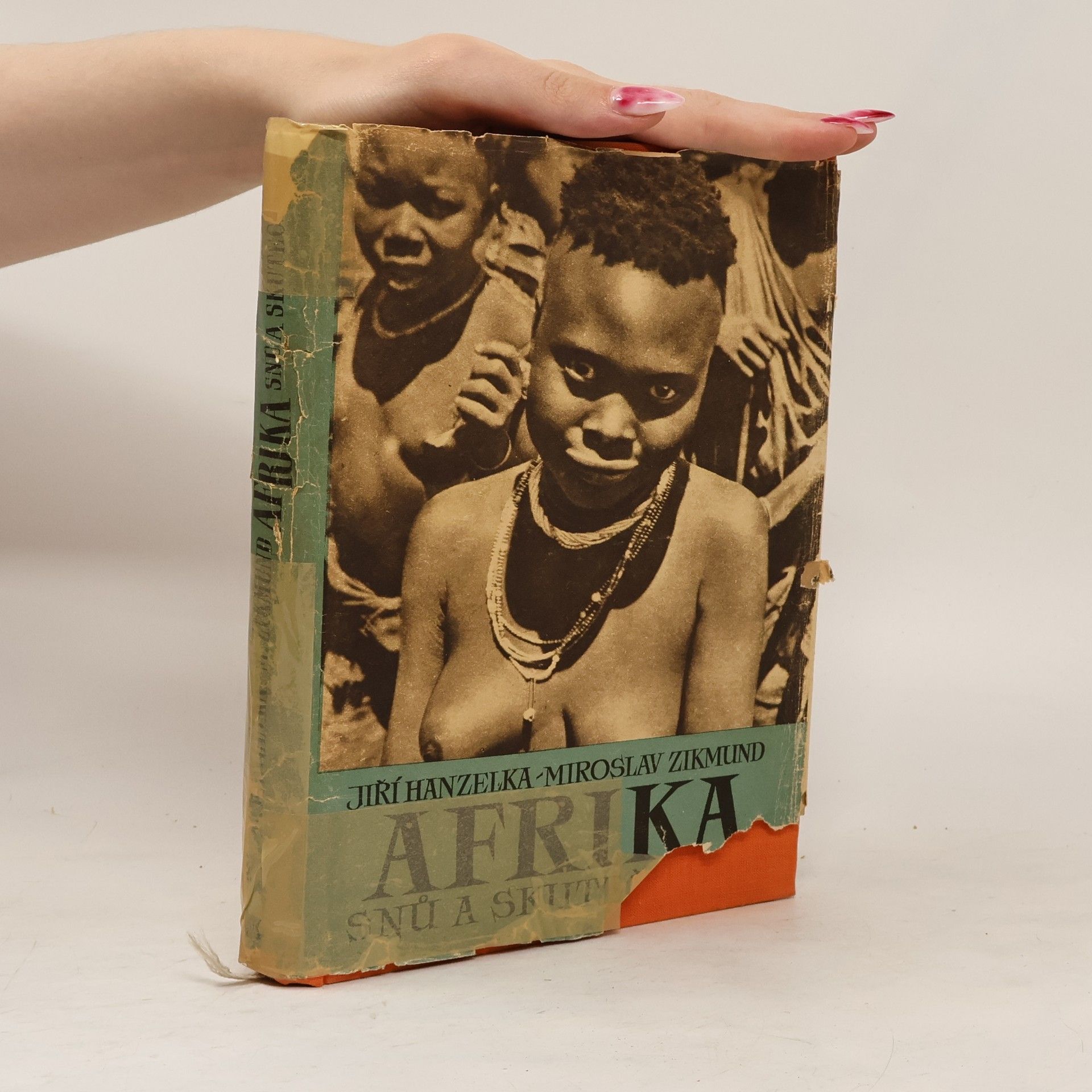 Jiří Hanzelka Afrika snů a skutečností II. díl