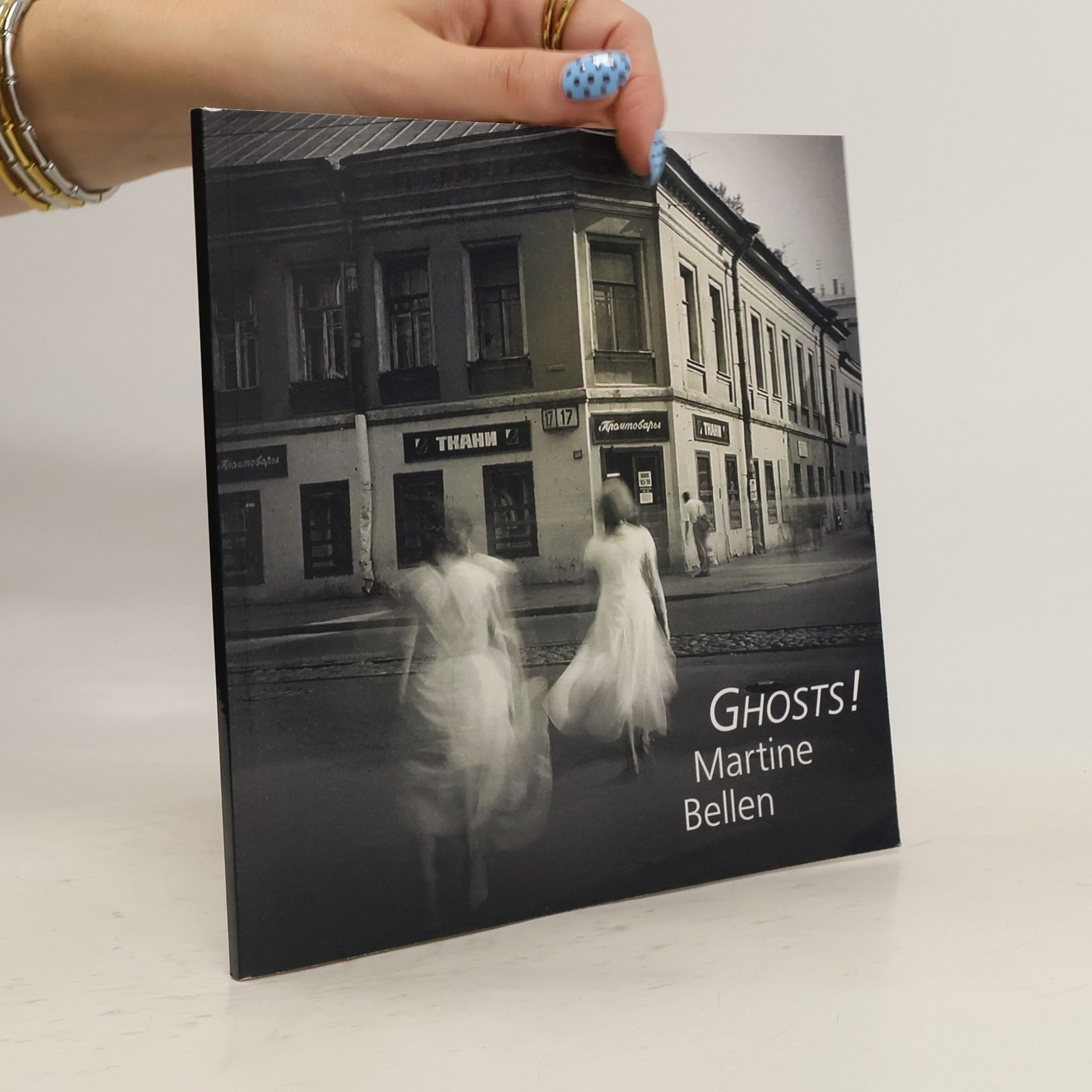 Martine Bellen Ghosts!