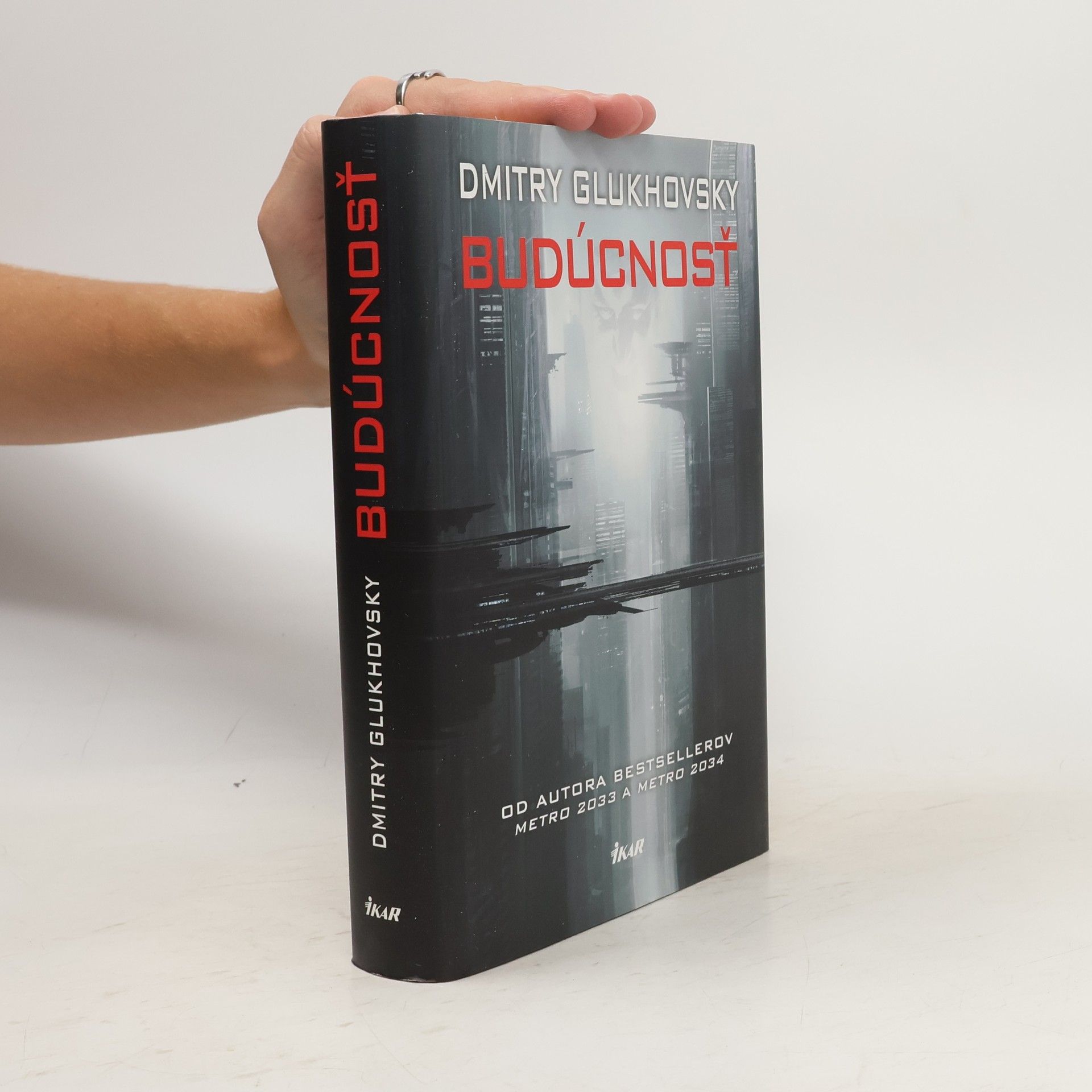 Dmitry Gluchovsky Budúcnosť