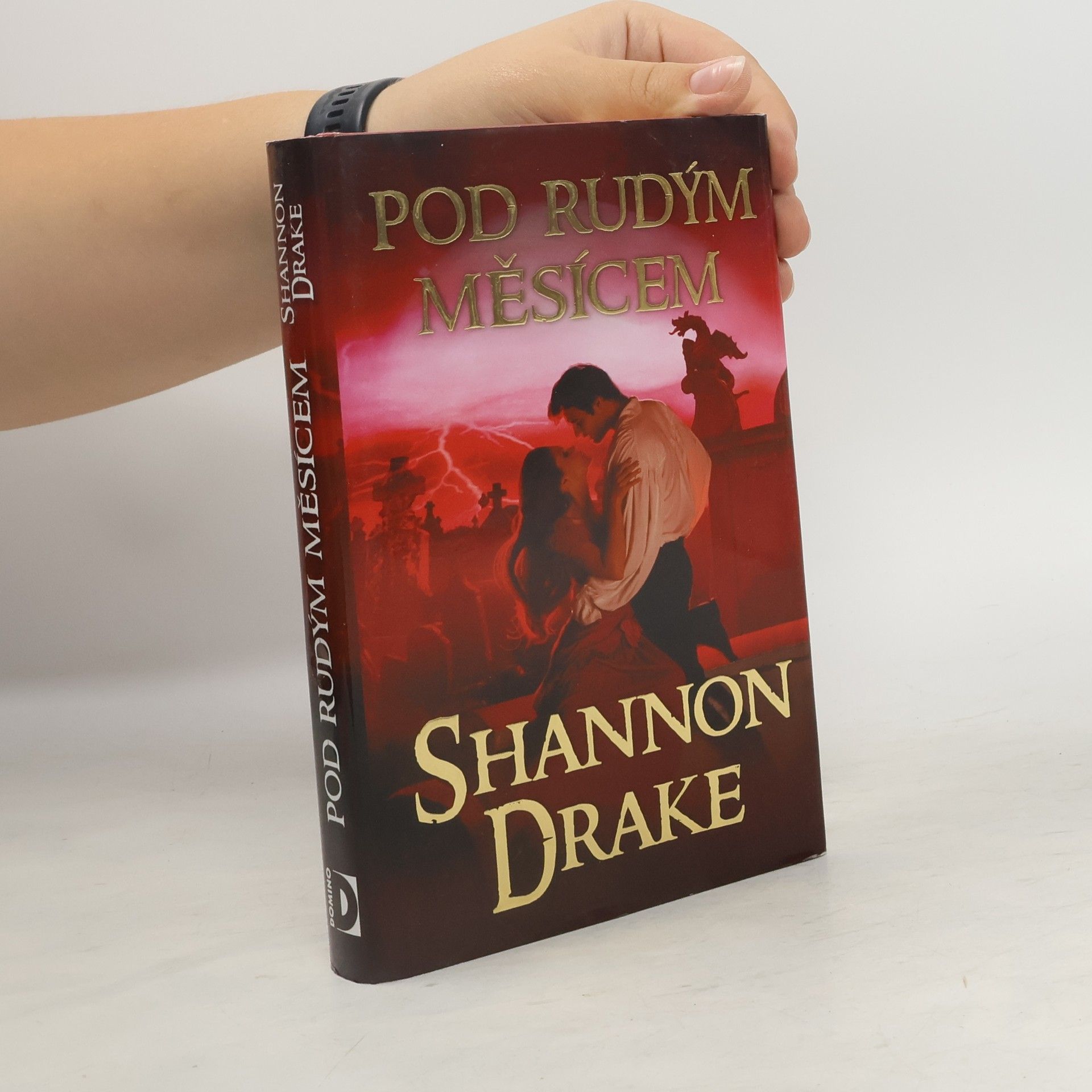 Heather Graham Pozzessere Pod rudým měsícem