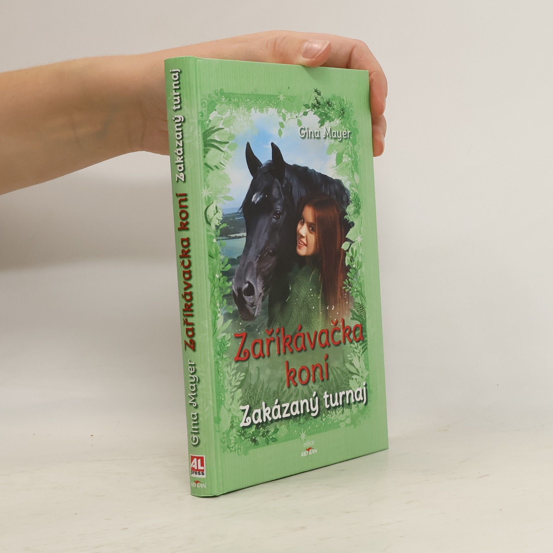 Đina Majer Zaříkávačka koní Zakázaný turnaj