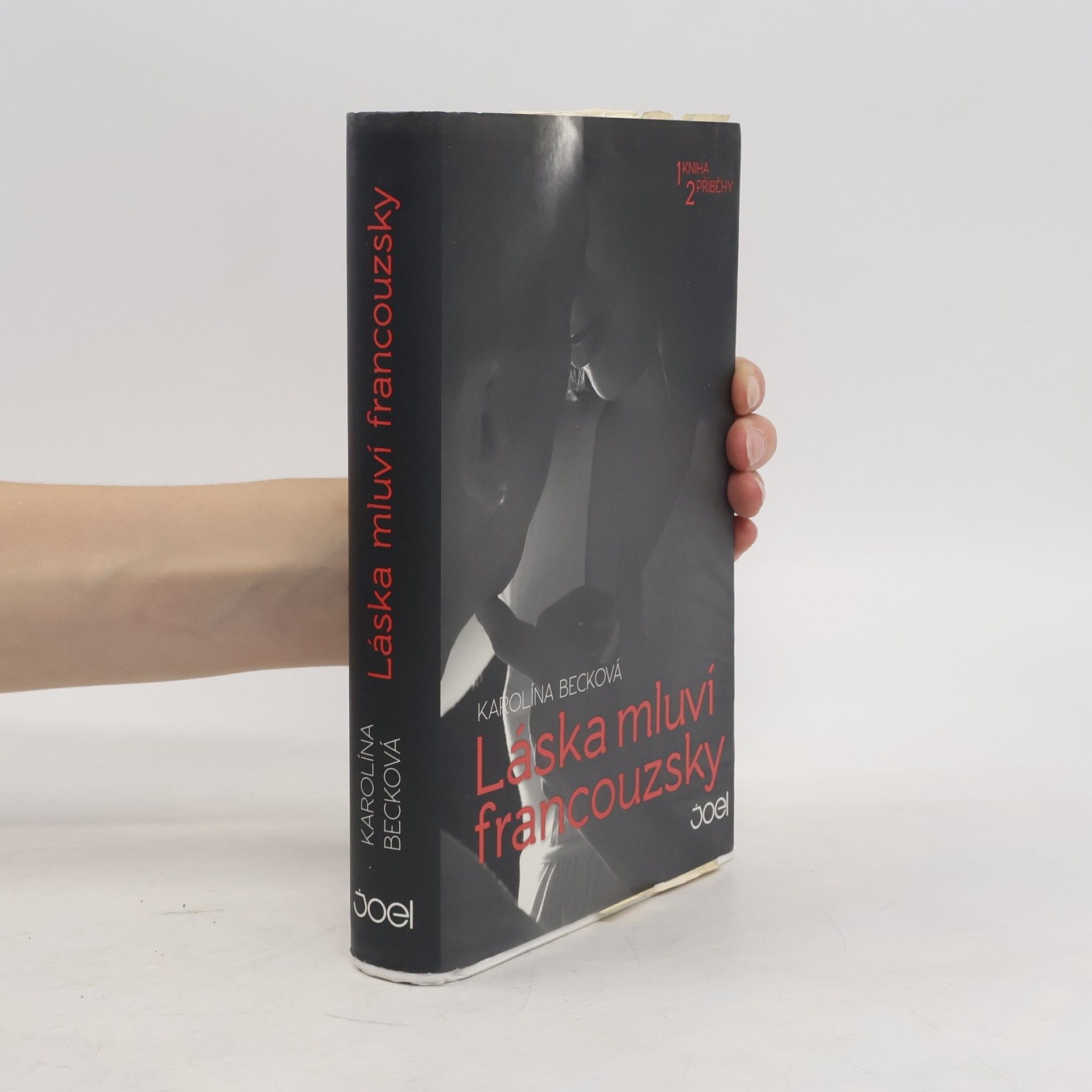 Becková Karolina Láska mluví francouzsky
