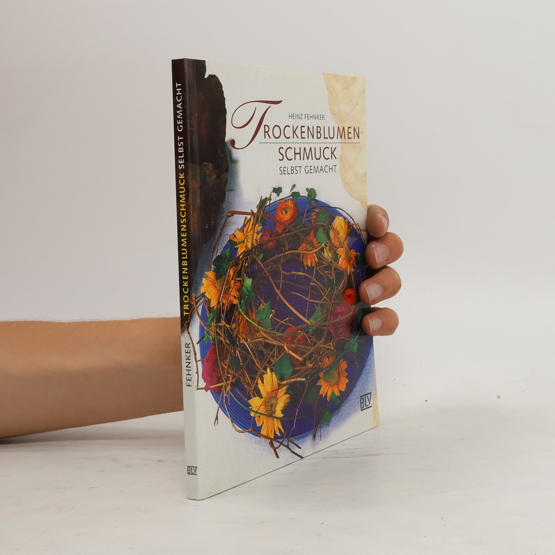 Trockenblumenschmuck selbst gemacht