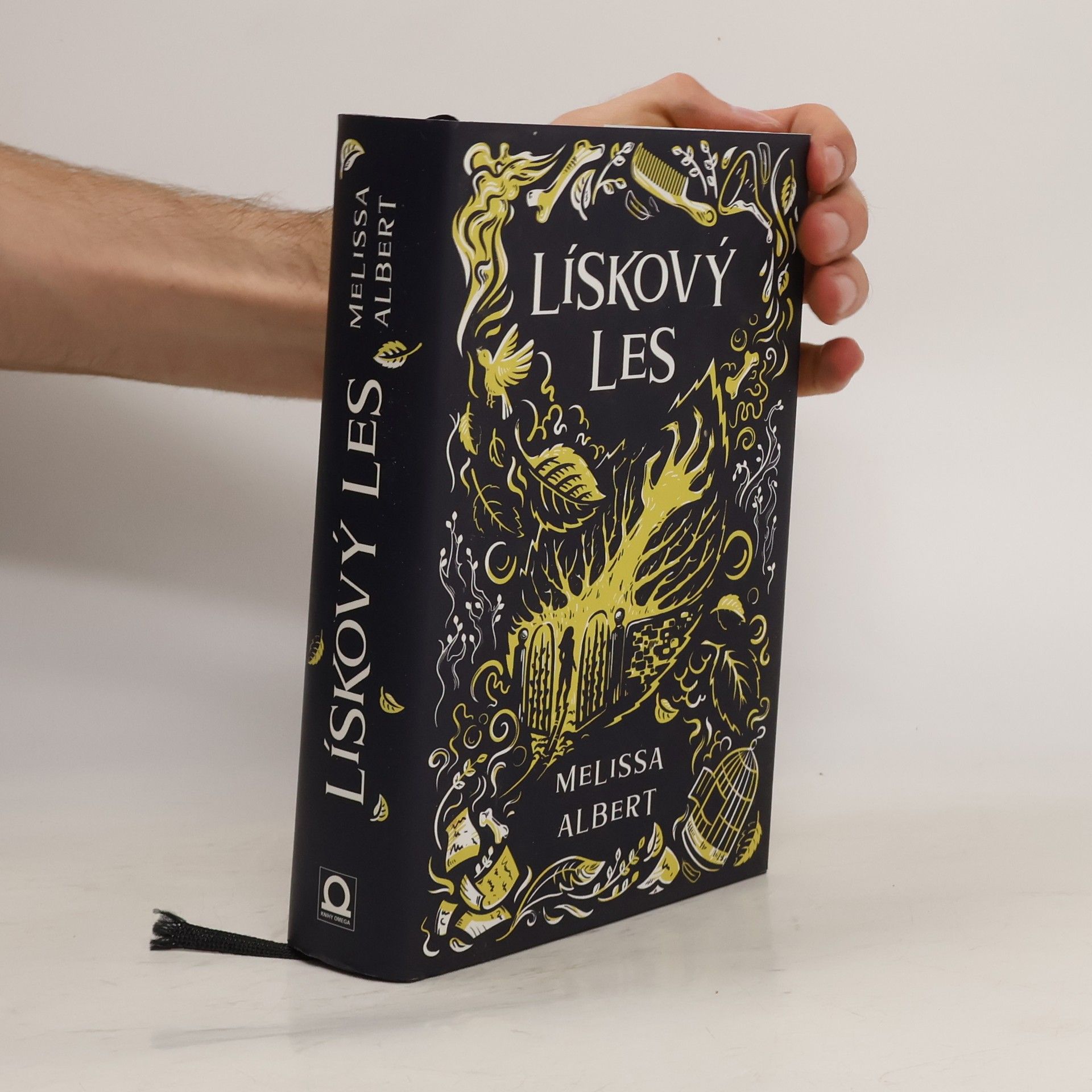 Melissa Albert Lískový les