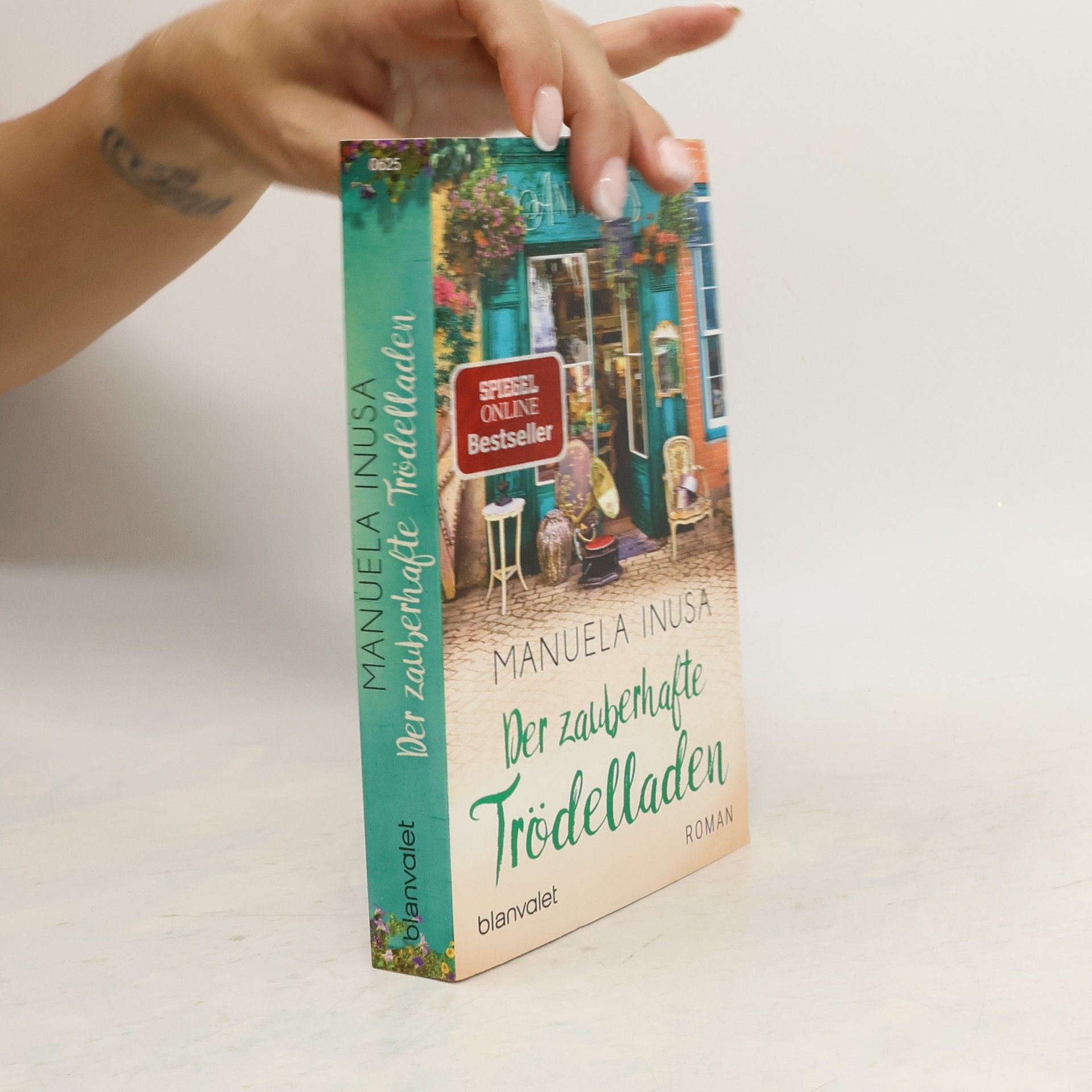 Manuela Inusa Der zauberhafte Trödelladen