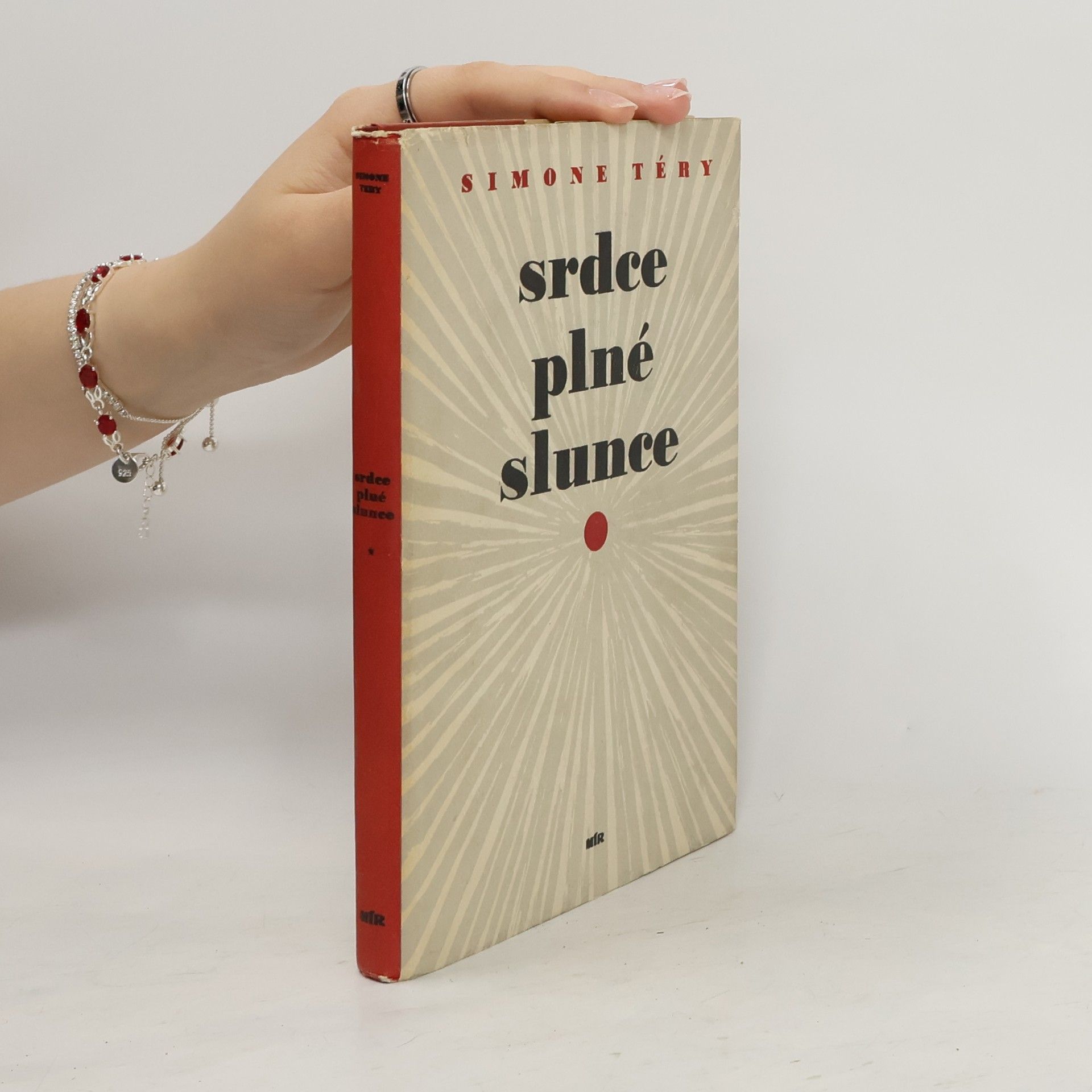 Srdce plné slunce. Podivuhodný život Daniely Casanovové.