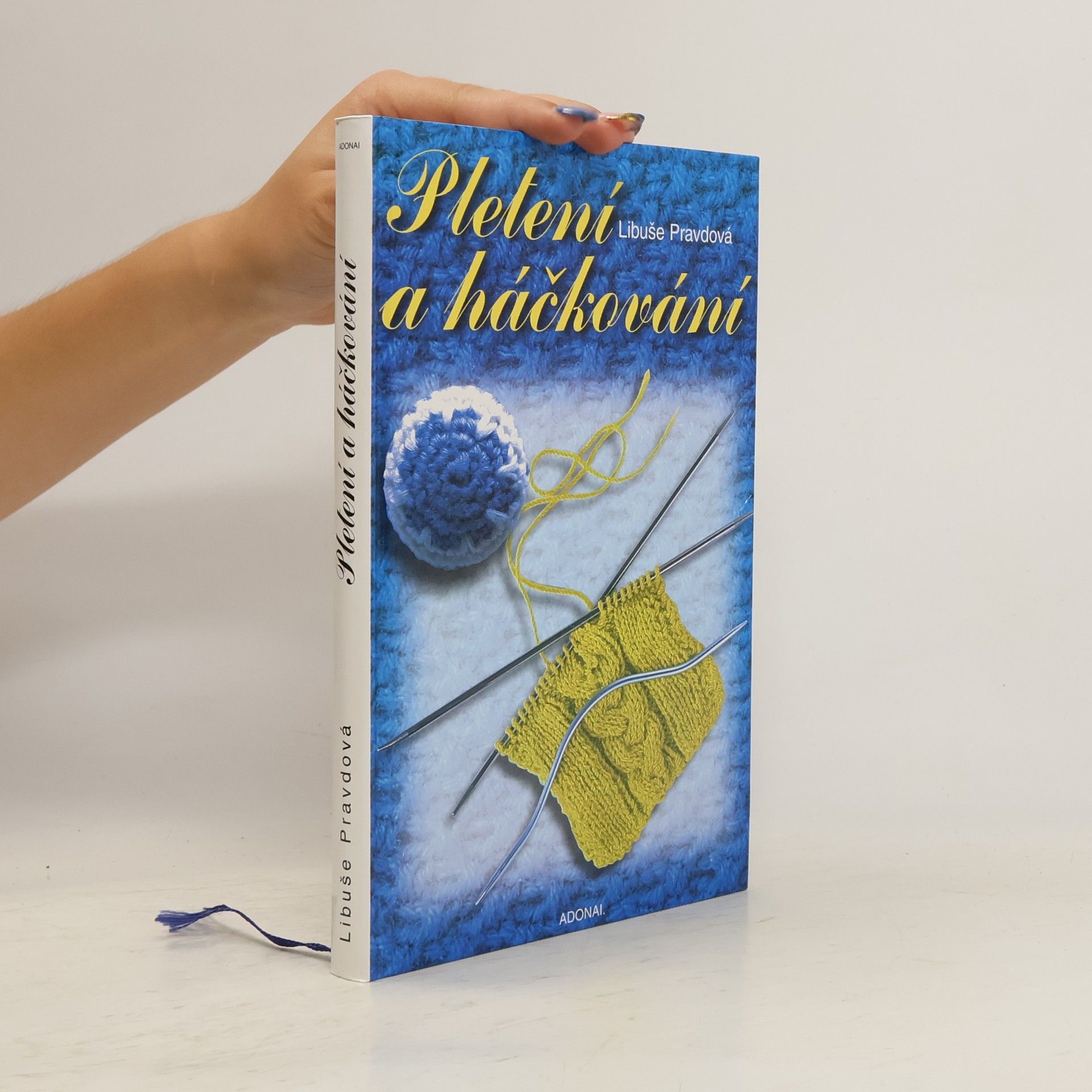 Pletení a háčkování