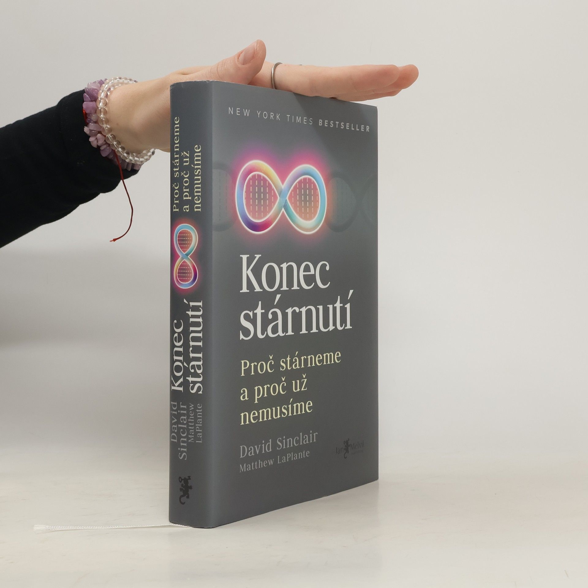 Konec stárnutí. Proč stárneme a proč už nemusíme