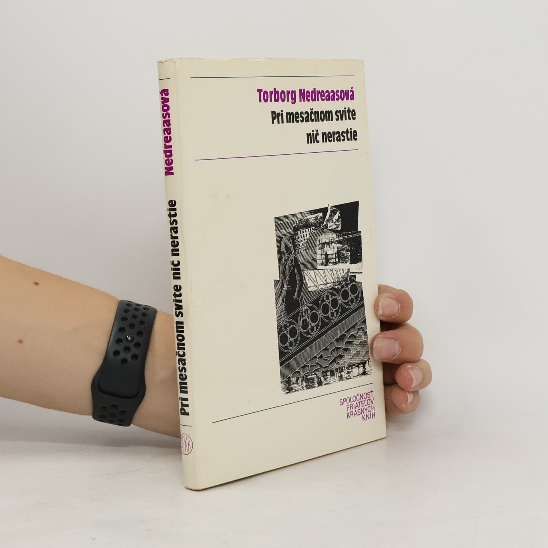 Pri mesačnom svite nič nerastie