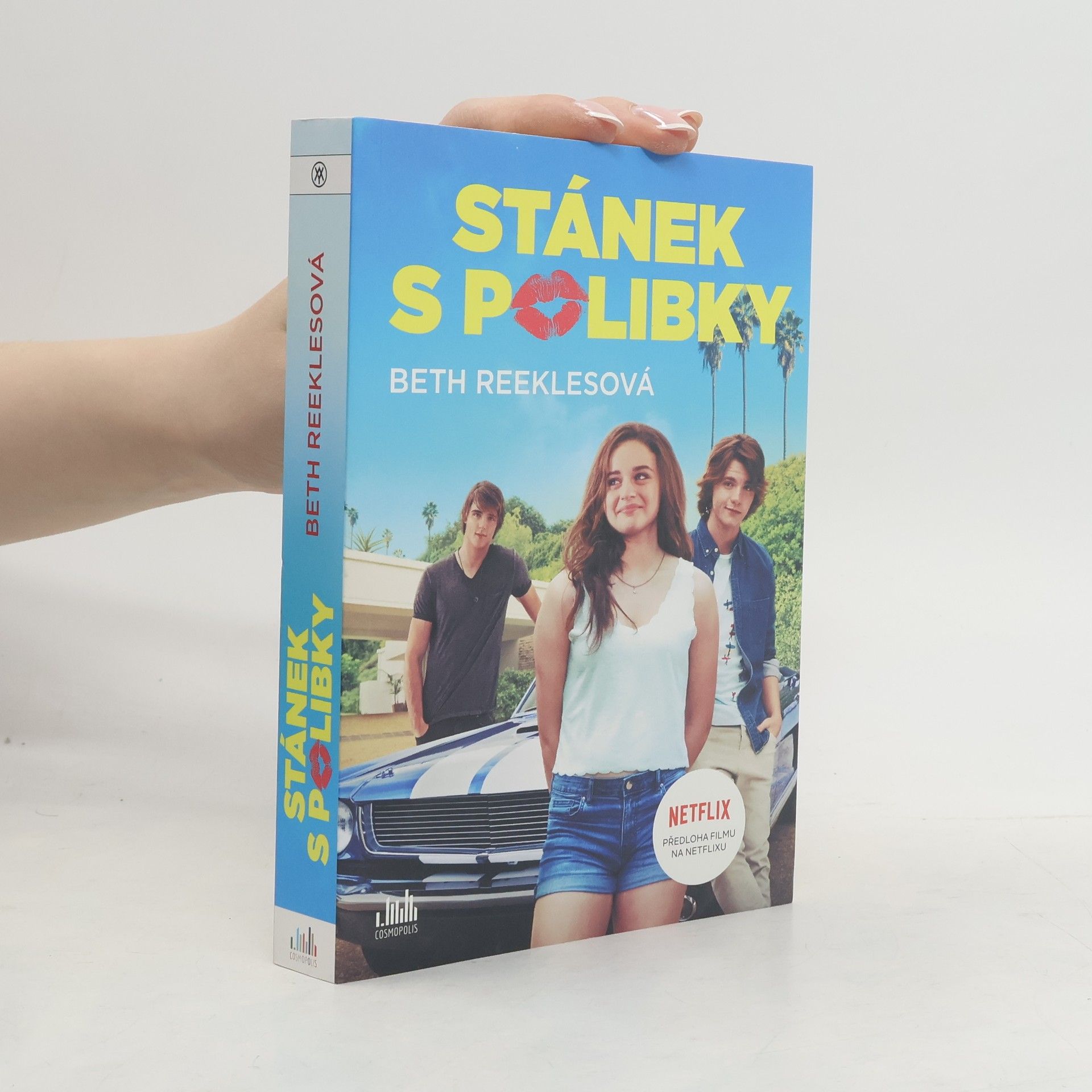 Beth Reekles Stánek s polibky