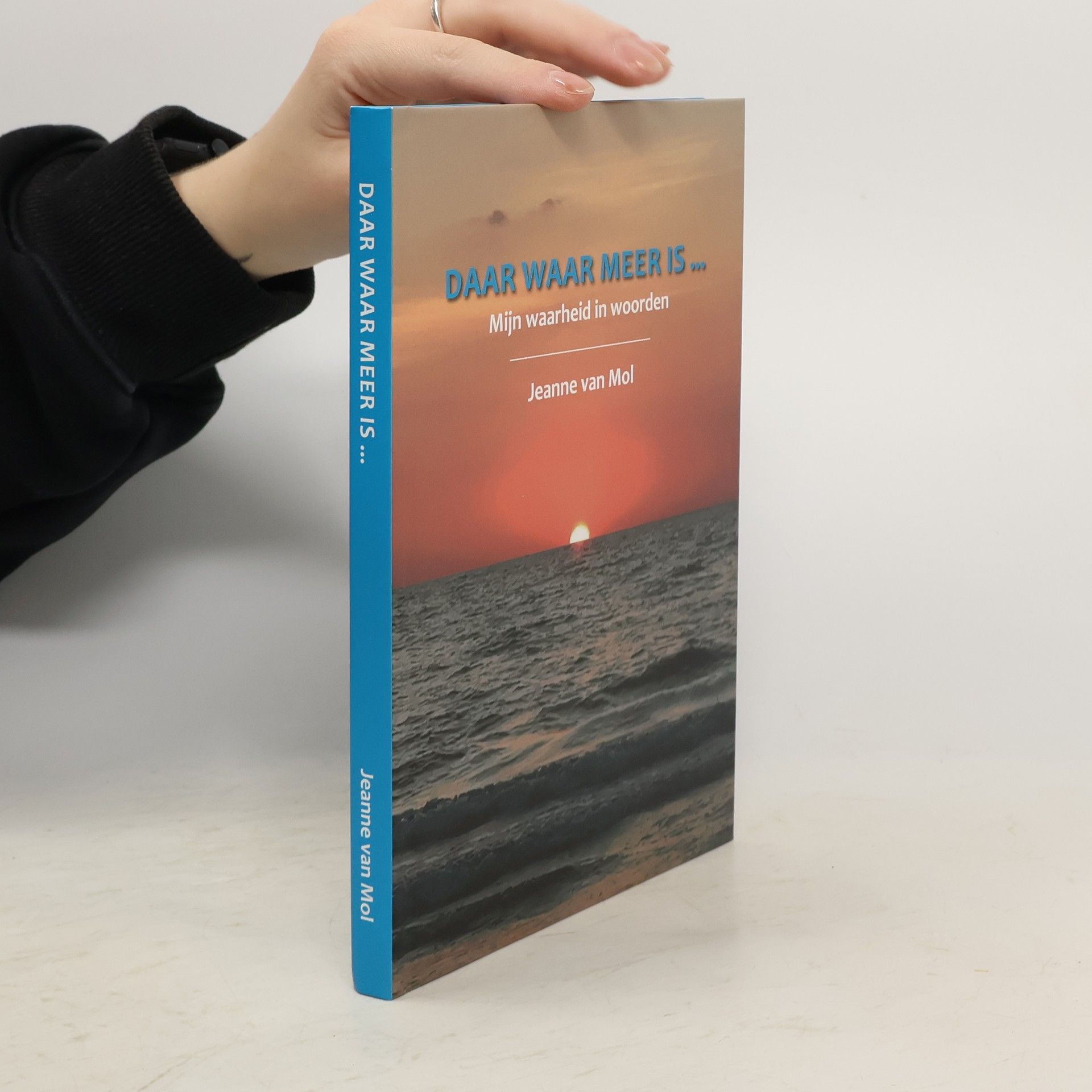 Jeanne van Mol Daar waar meer is