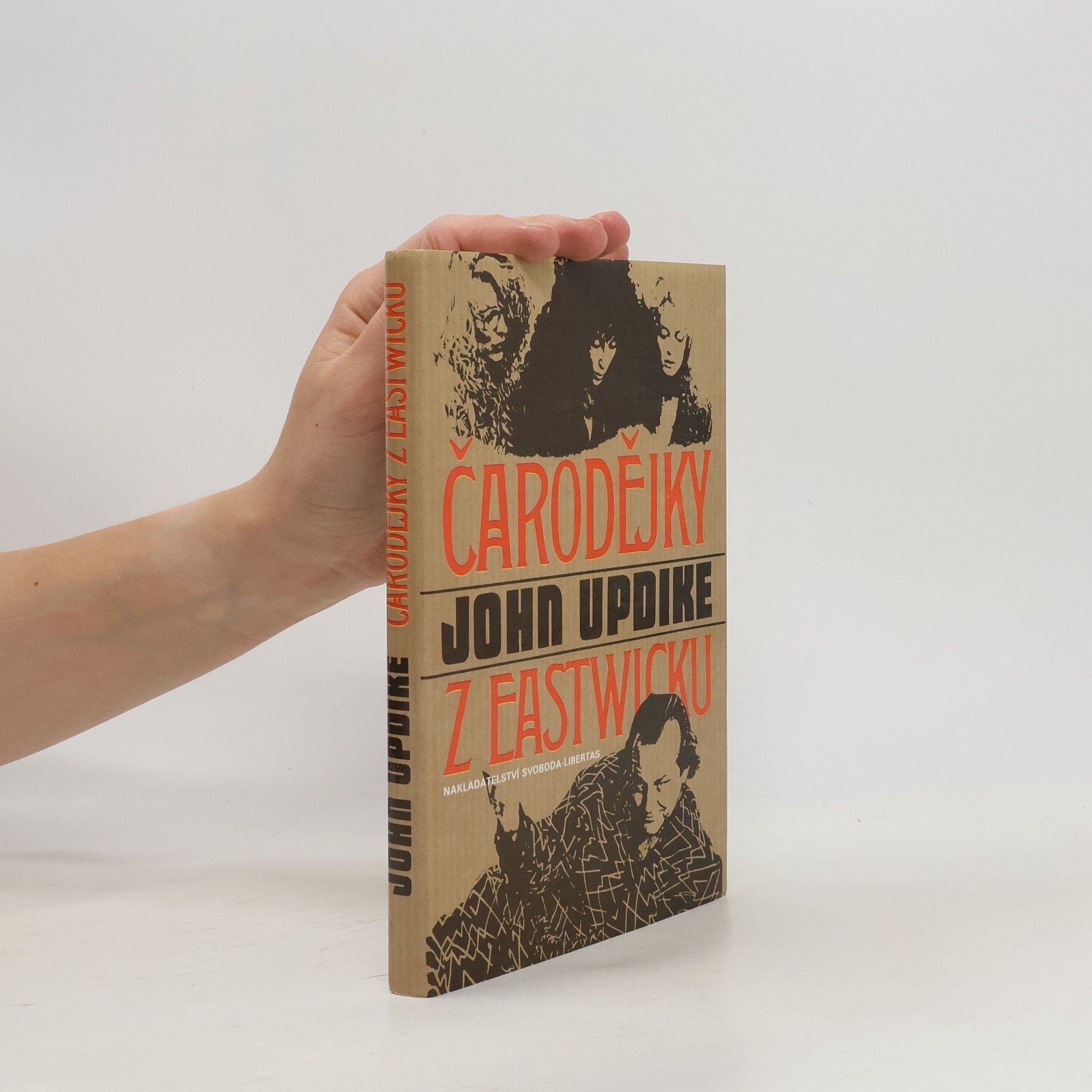 John Updike Čarodějky z Eastwicku