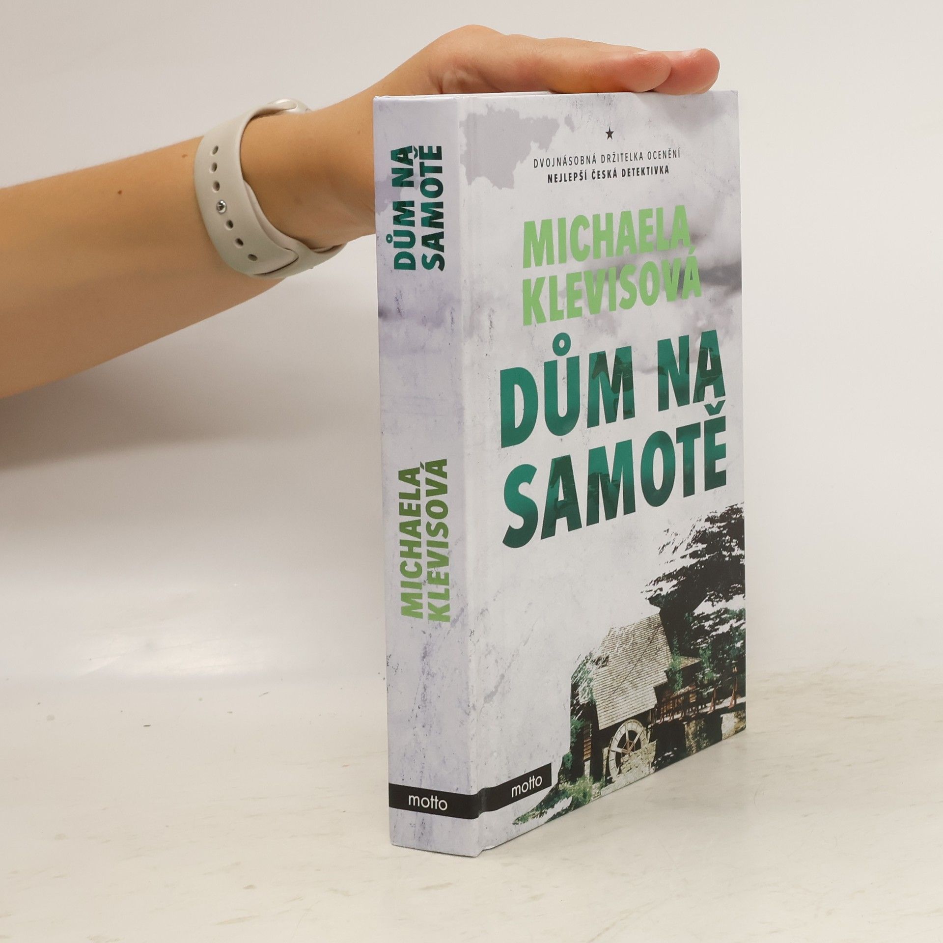 Michaela Klevisová Dům na samotě