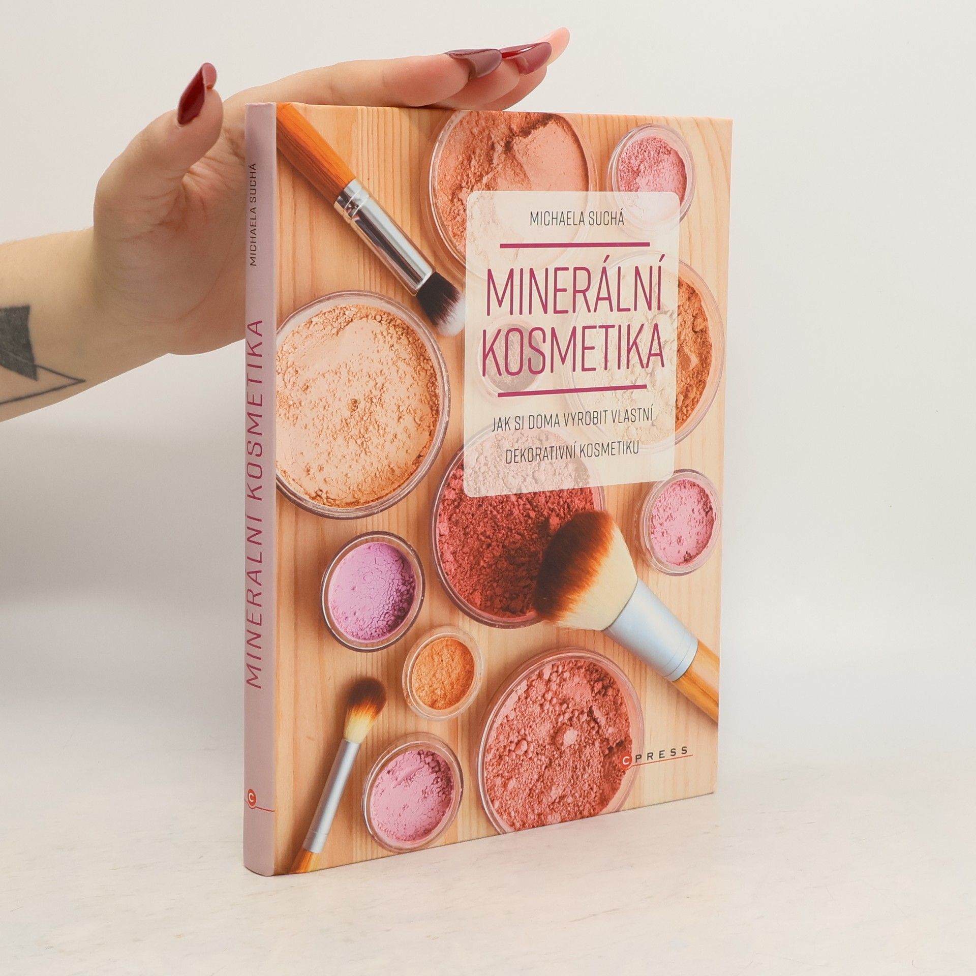 Michaela Suchá Minerální kosmetika