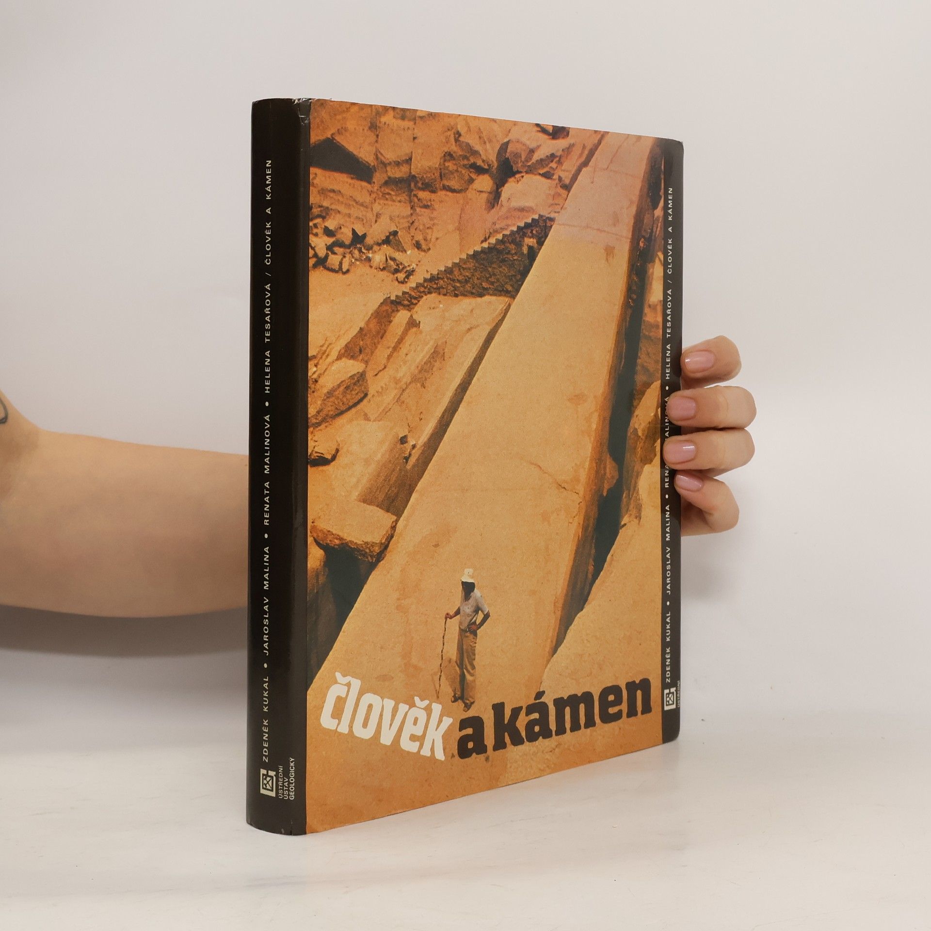 Zdeněk Kukal Člověk a kámen
