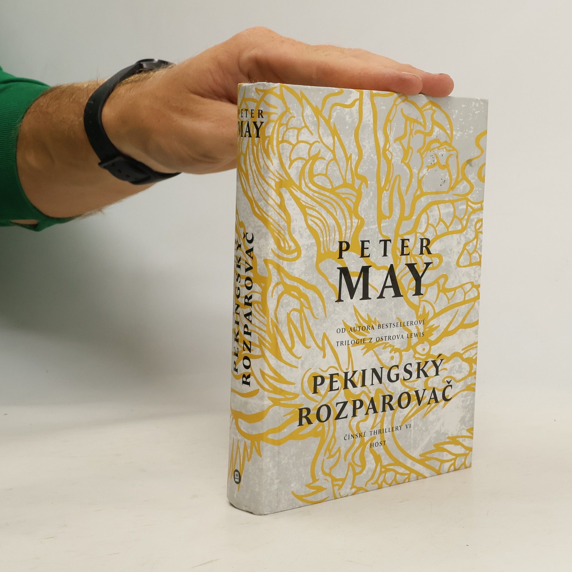 Peter May Pekingský rozparovač