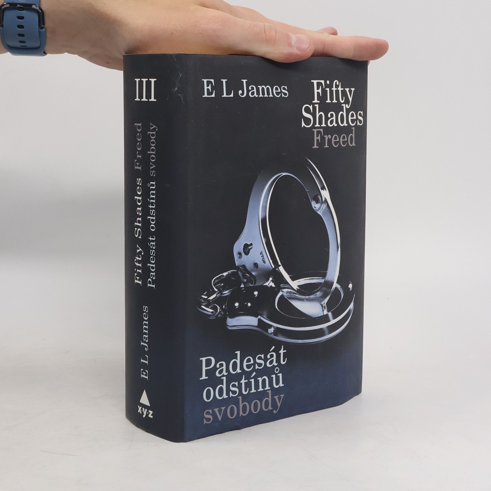 E L James Padesát odstínů svobody
