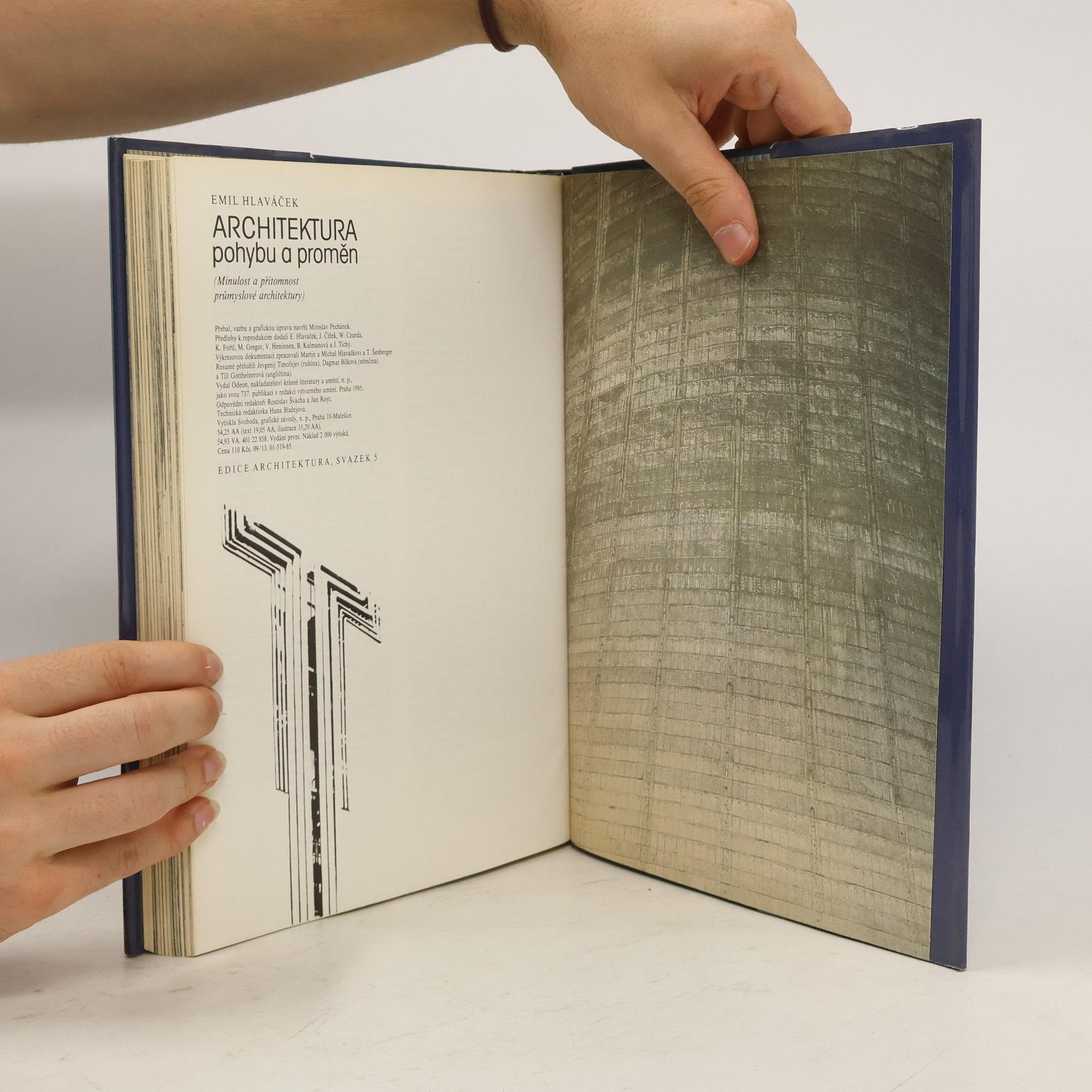 Emil Hlaváček Architektura pohybu a proměn