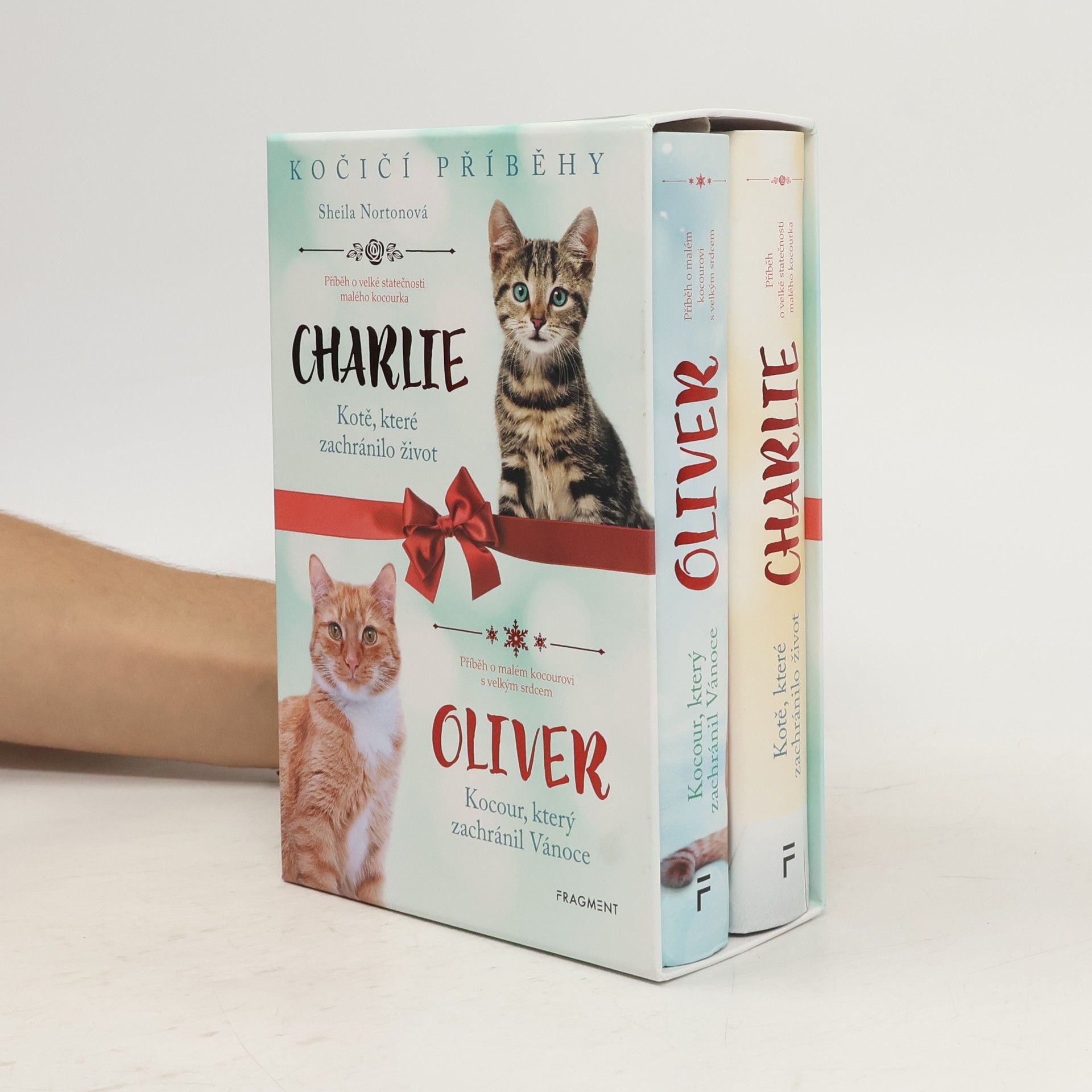Sheila Norton Kočičí příběhy: Charlie : kotě, které zachránilo život. Oliver : kocour, který zachránil Vánoce