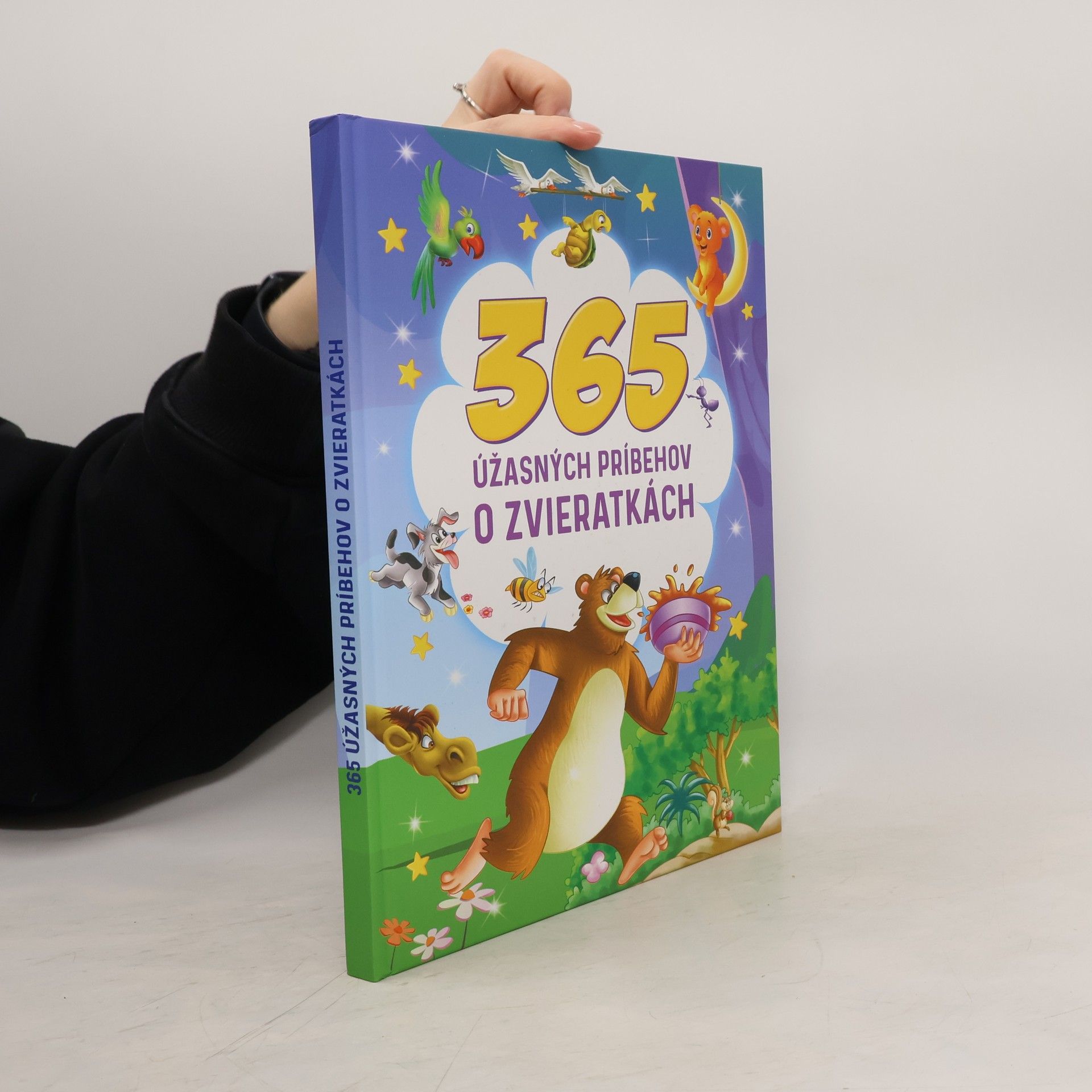 Kolektiv autorů 365 úžasných príbehov o zvieratkách