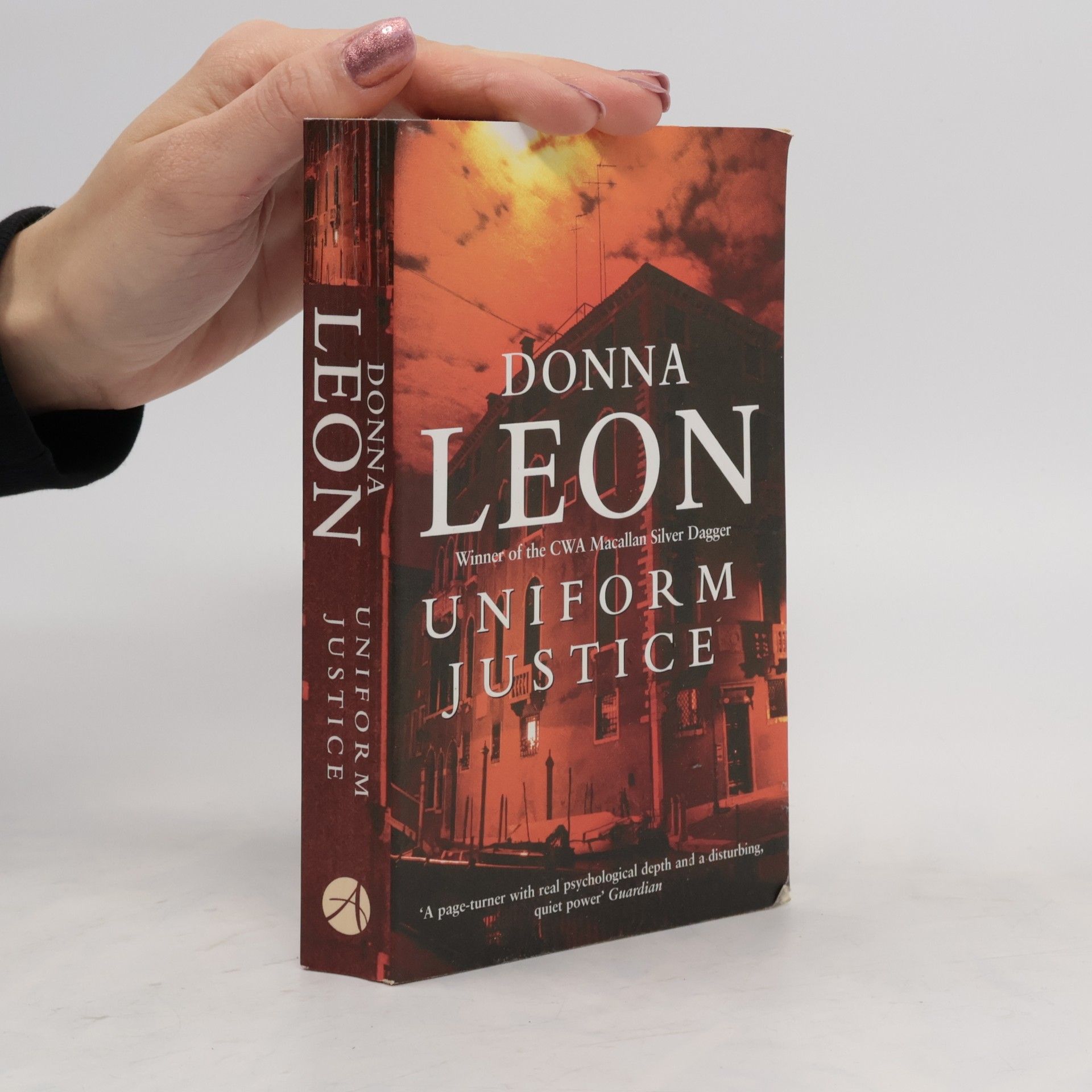 Donna Leon Uniform Justice