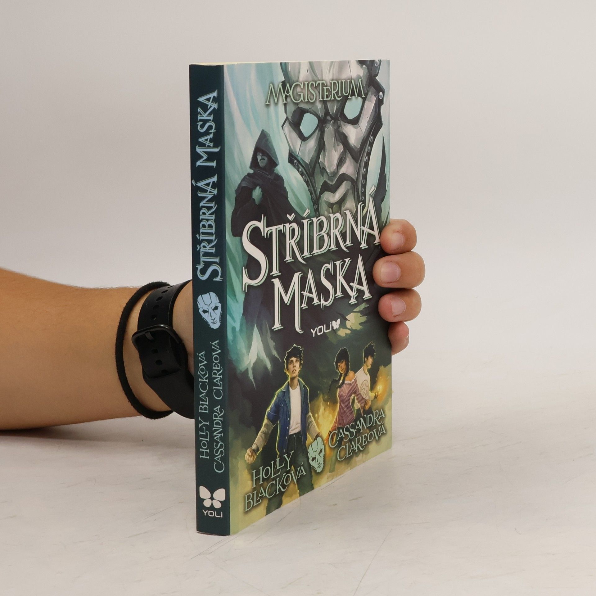 Holly Black Magisterium 4. Stříbrná maska