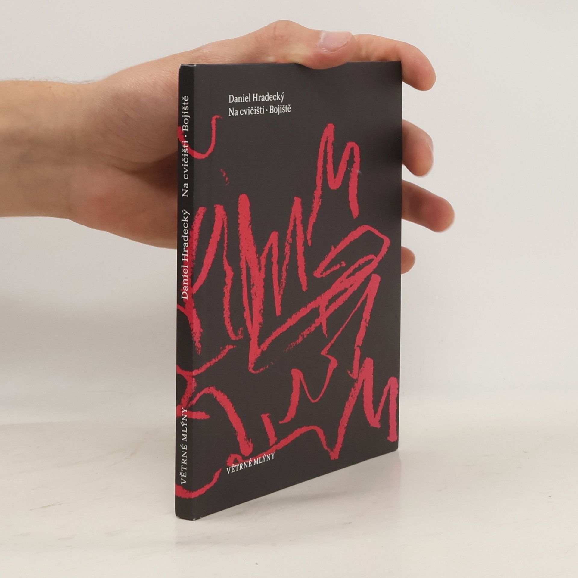 Na cvičišti. Bojiště