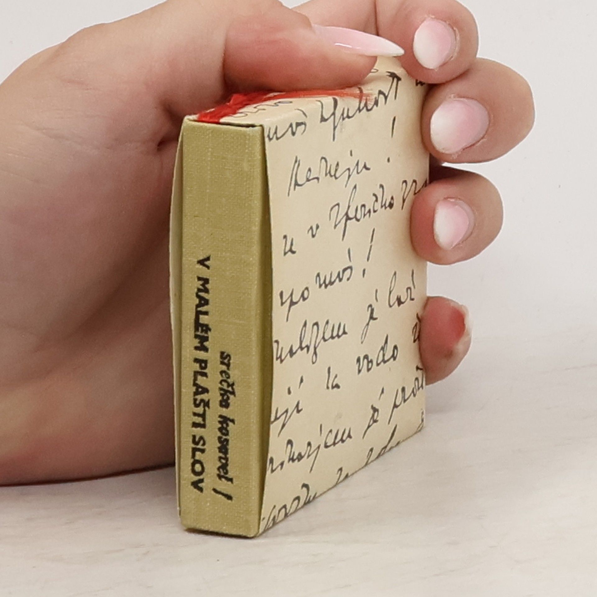 Srečko Kosovel V malém plášti slov